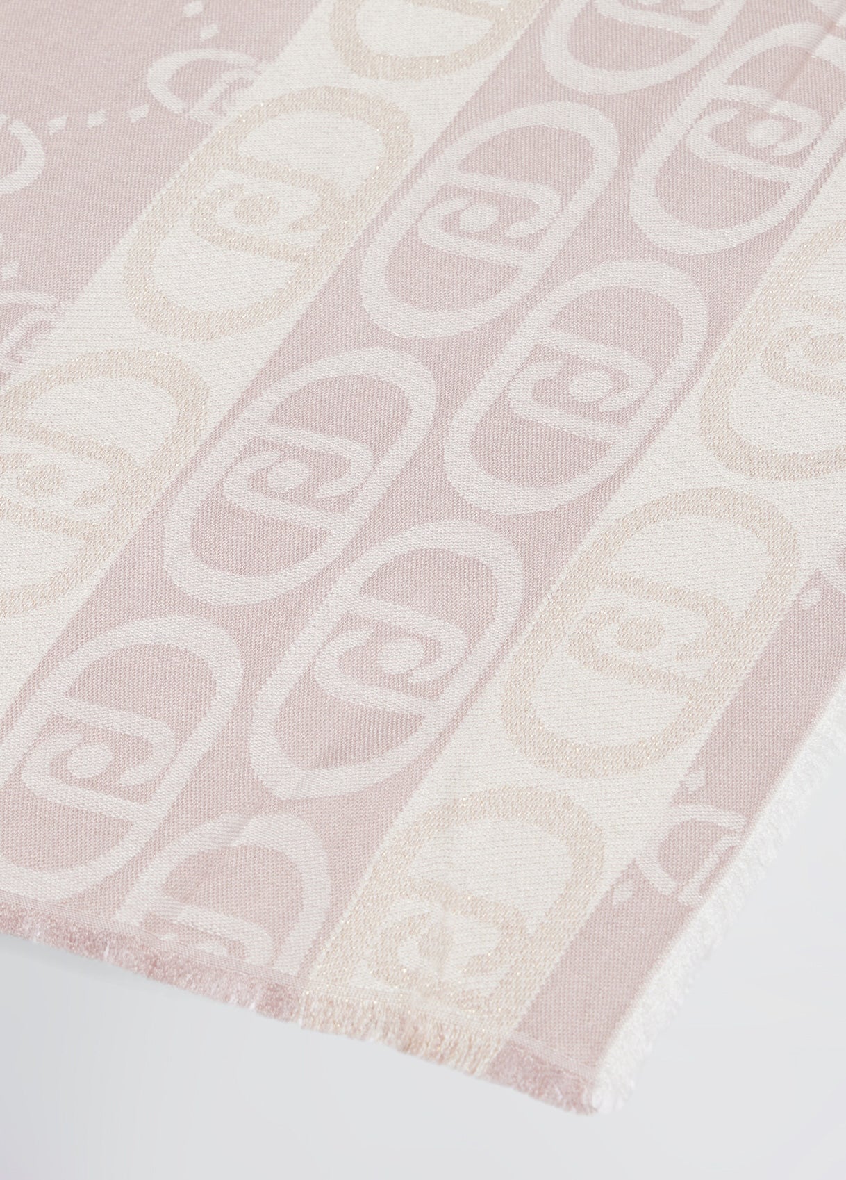 2A5009T030021406T.U.-almond