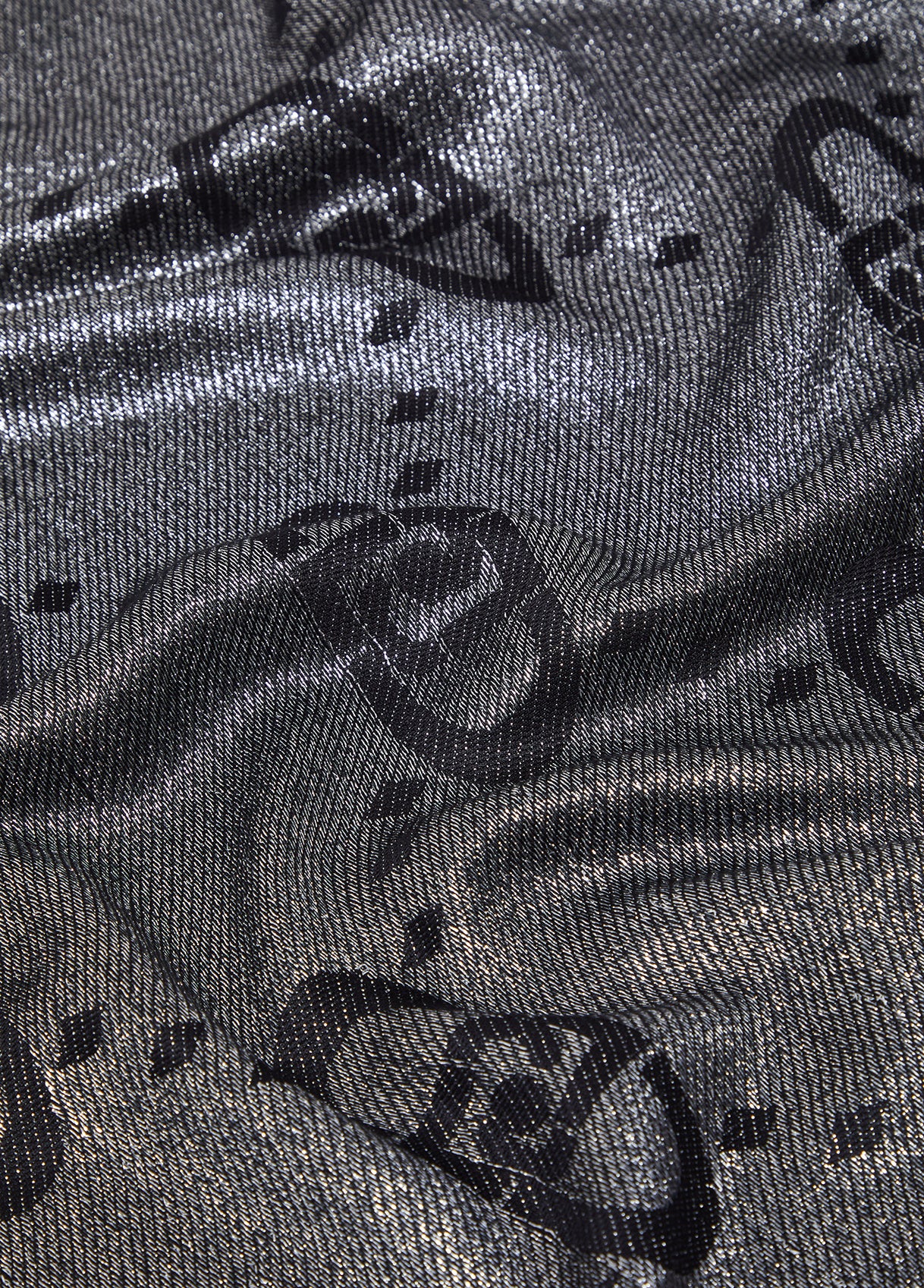 2A5011T030022222T.U.-black