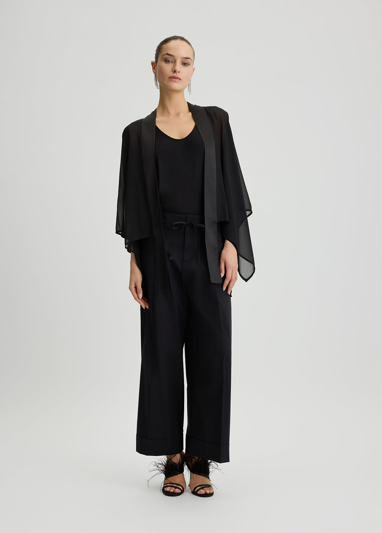 2A5018T030022222T.U.-black