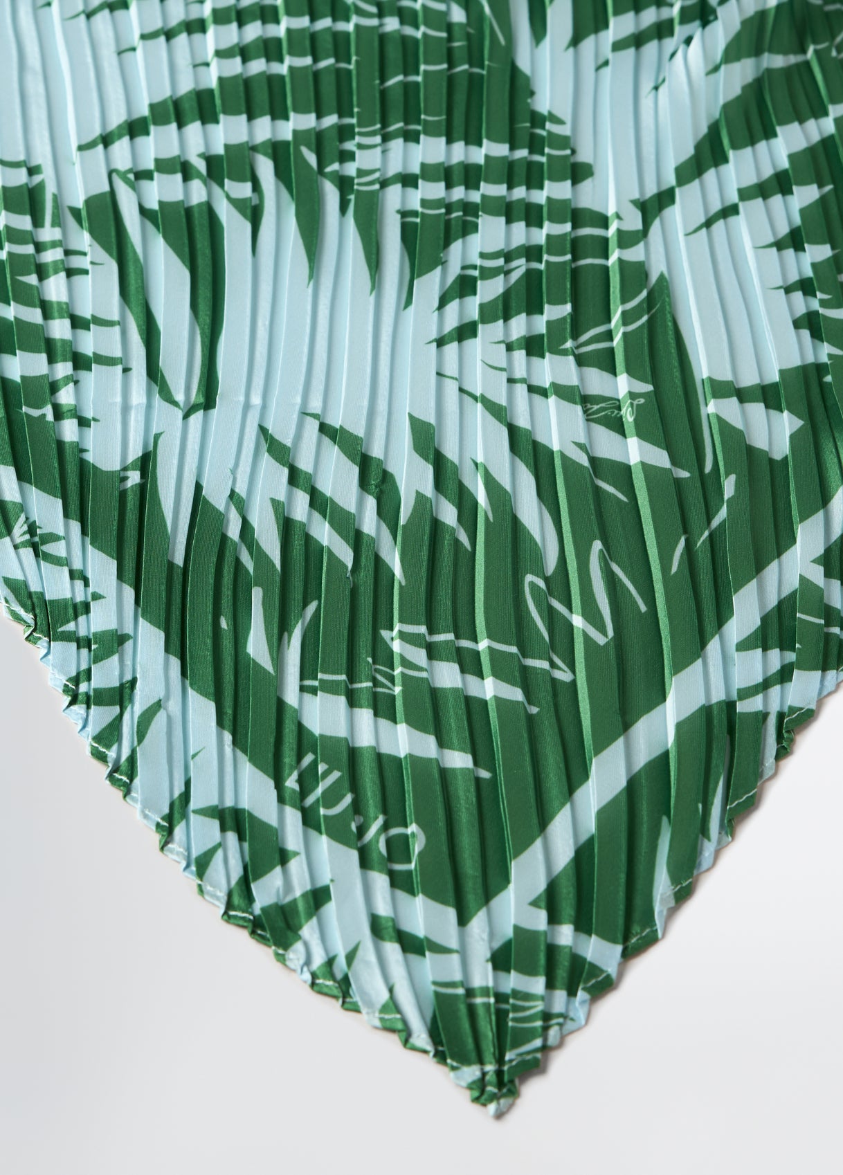 2A5048T030000007T.U.-green