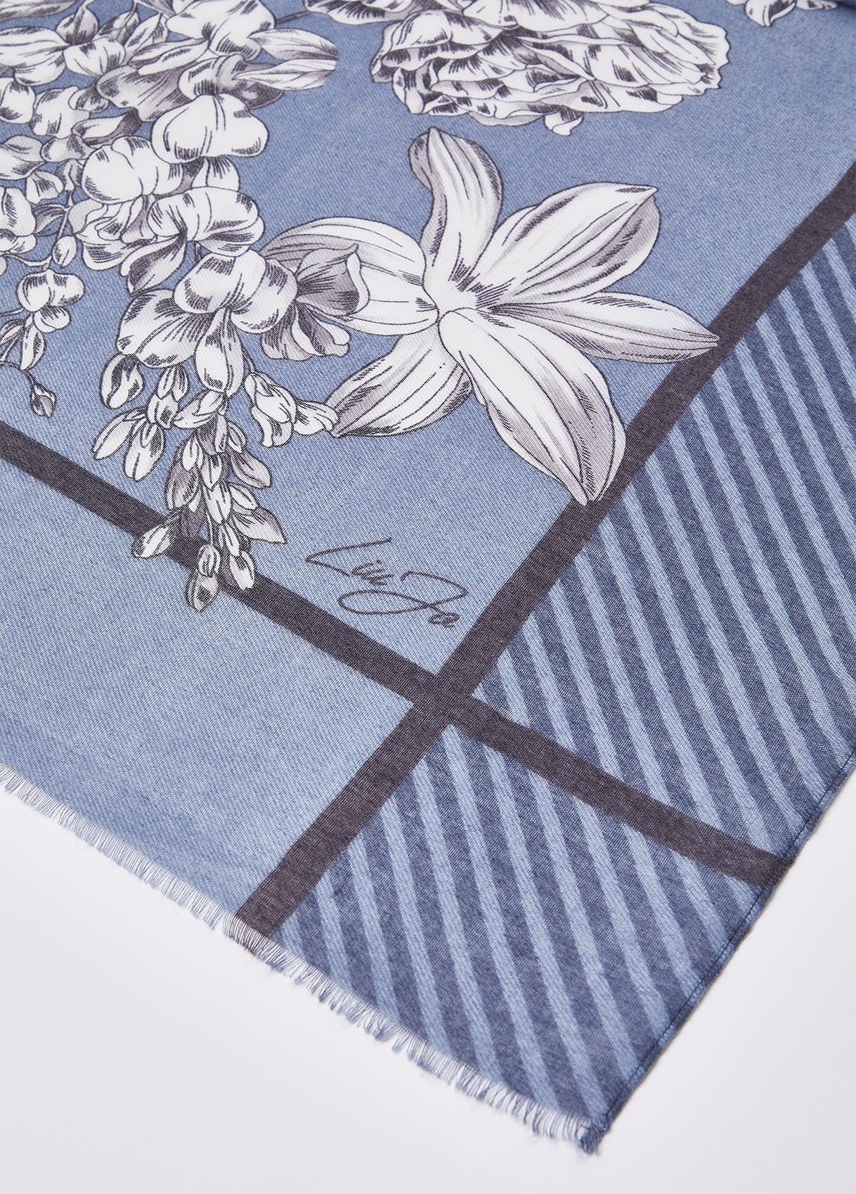 2A6051T122A74015T.U.-light denim