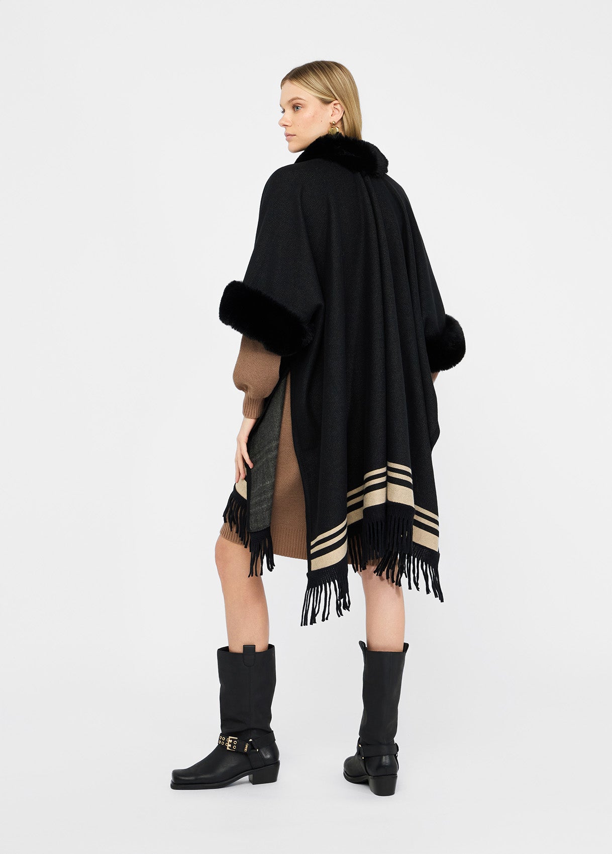 2F5046T030022222T.U.-black