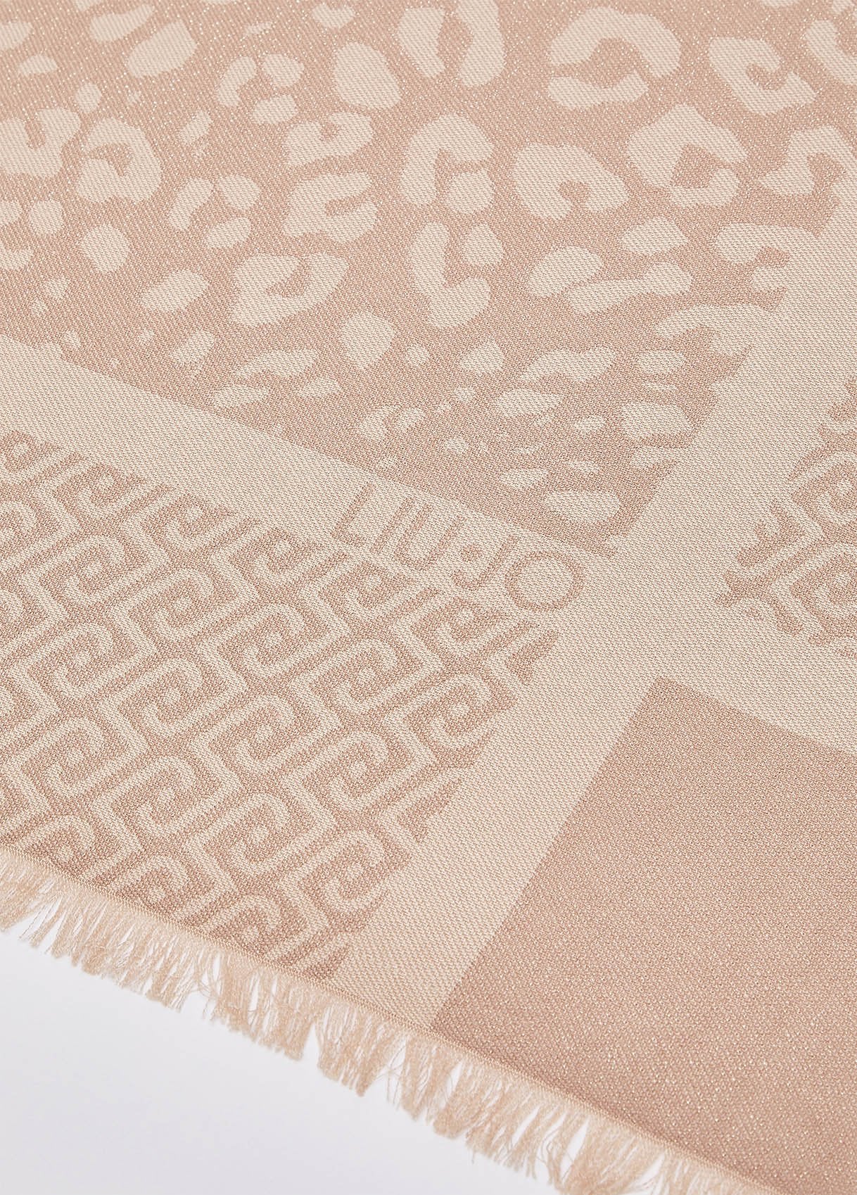 2F6029T119A00070T.U.-camel