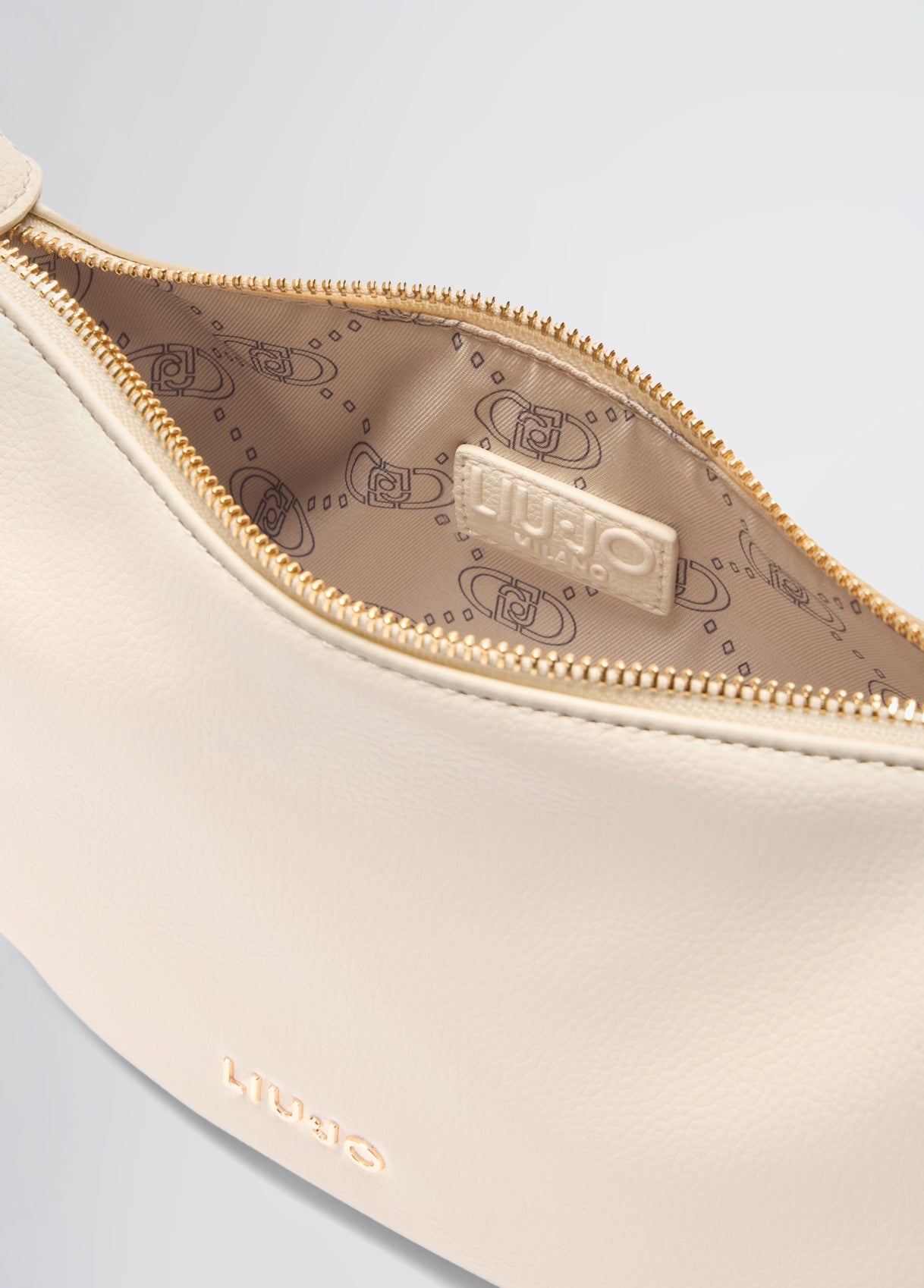 AA5043E0054X0459T.U.-cream