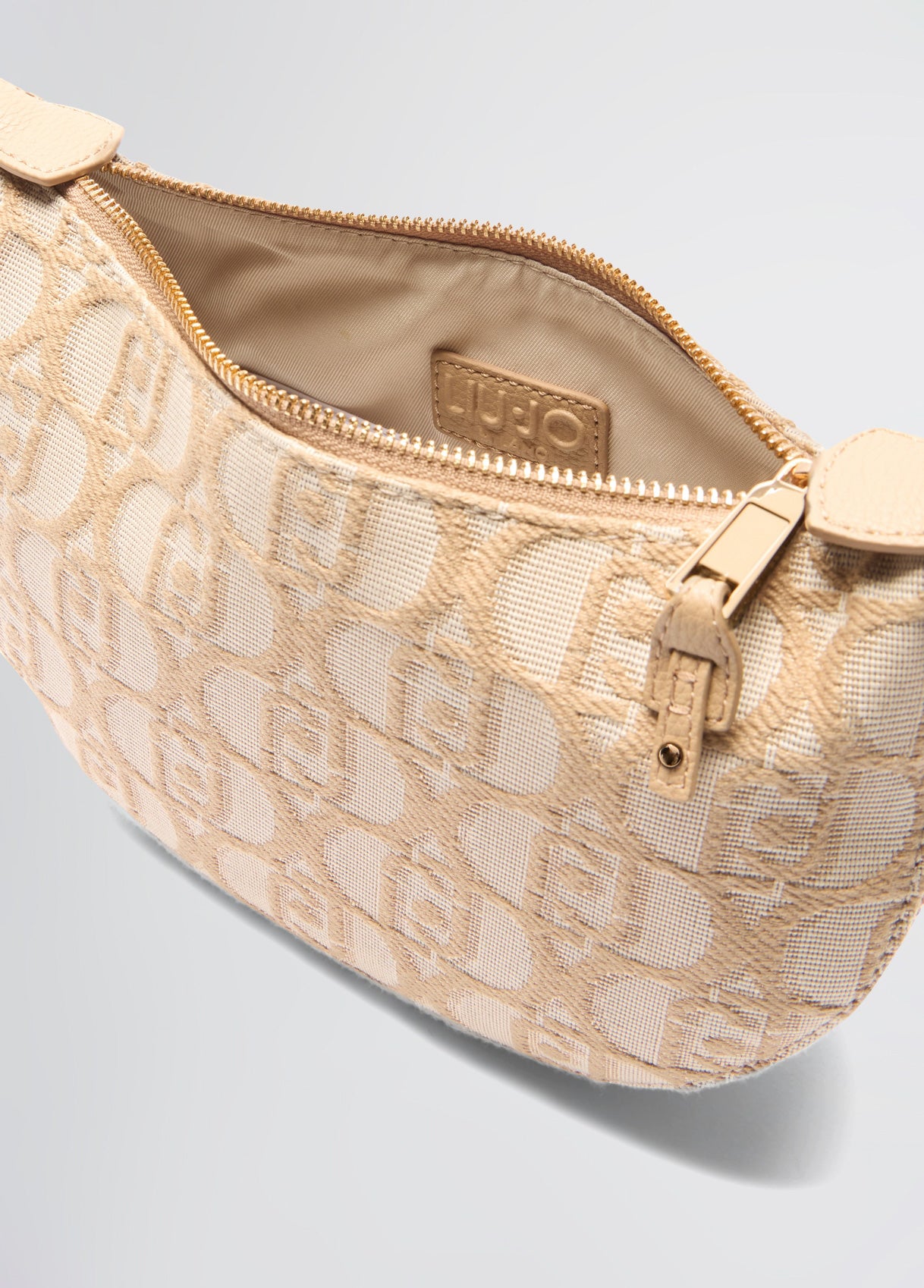 AA5043T334260924T.U.-light beige