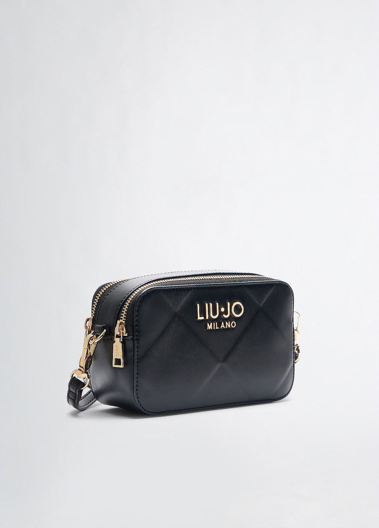 AA5100E077822222T.U.-black
