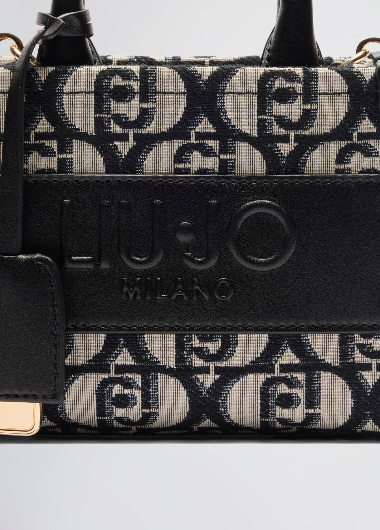 AA5102T334222222T.U.-black