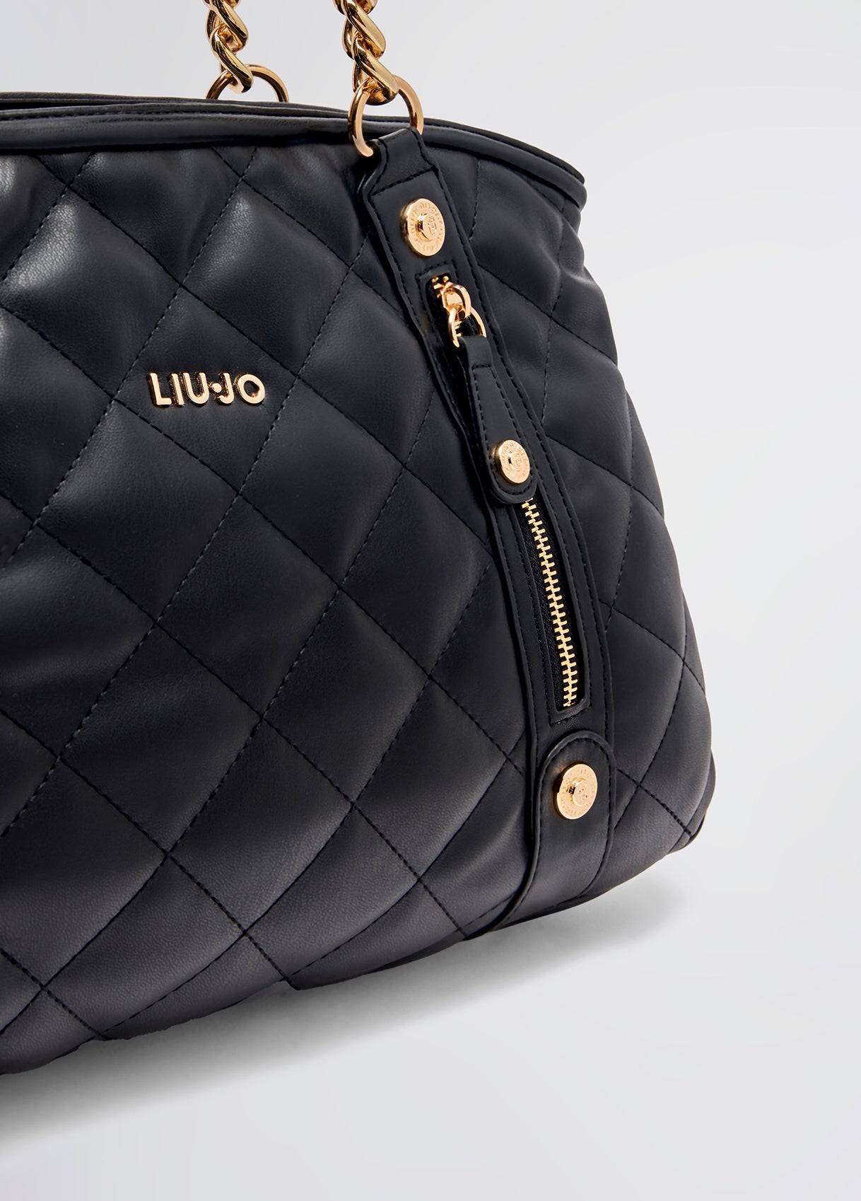 AA5132E001522222T.U.-black
