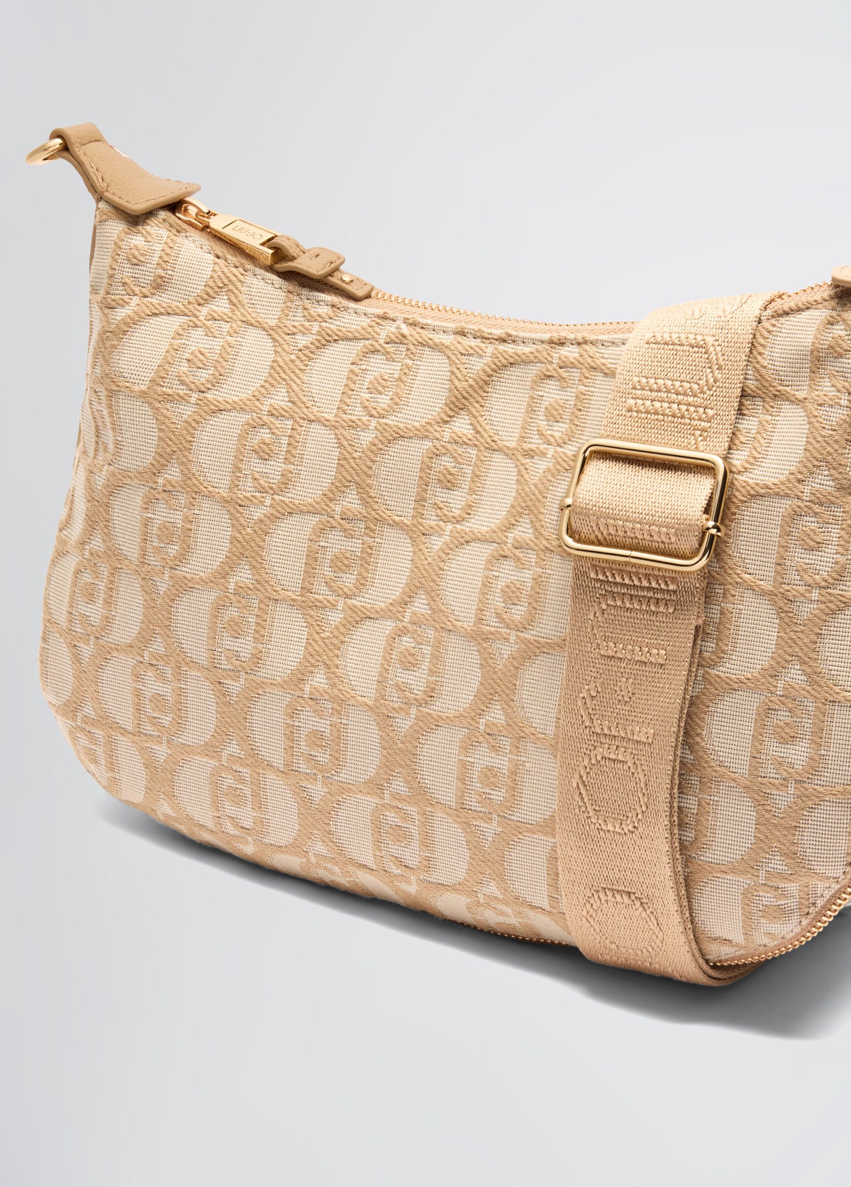AA5133T334260924T.U.-light beige