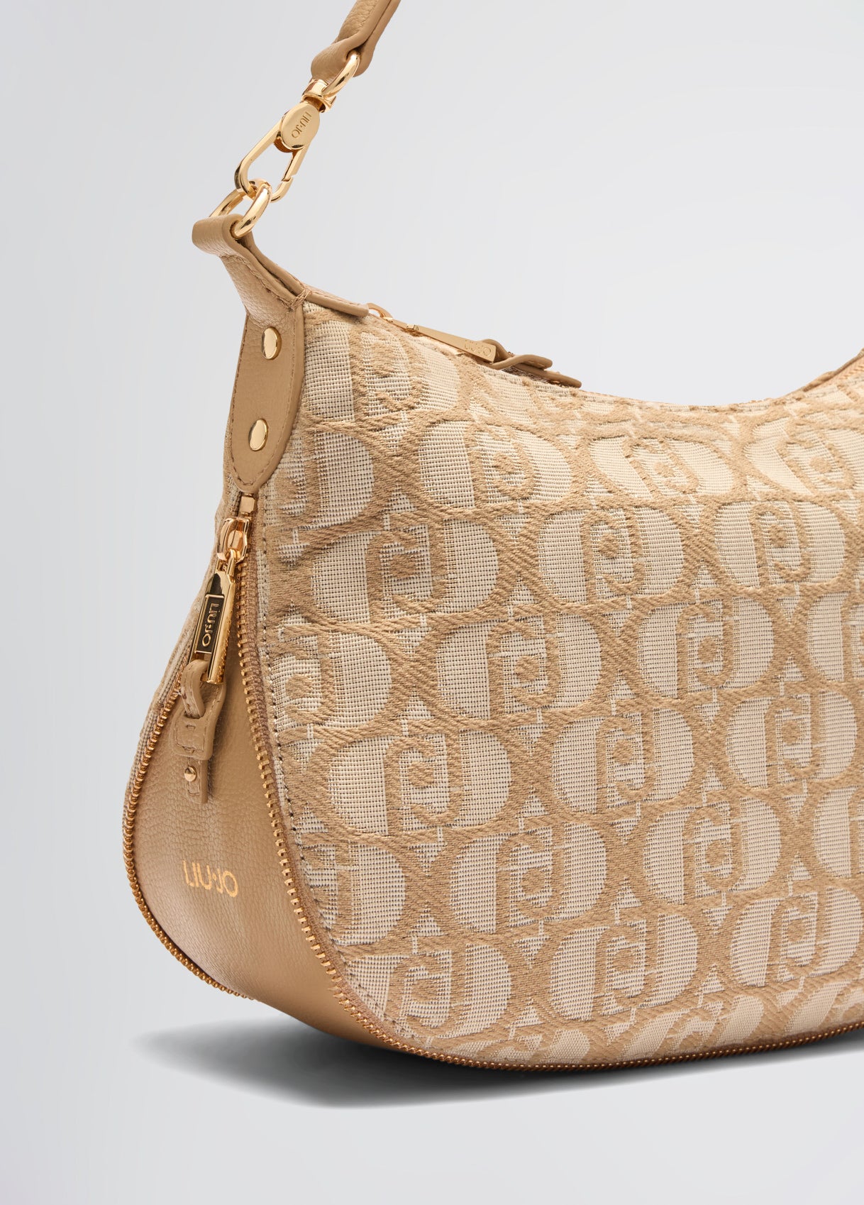 AA5133T334260924T.U.-light beige
