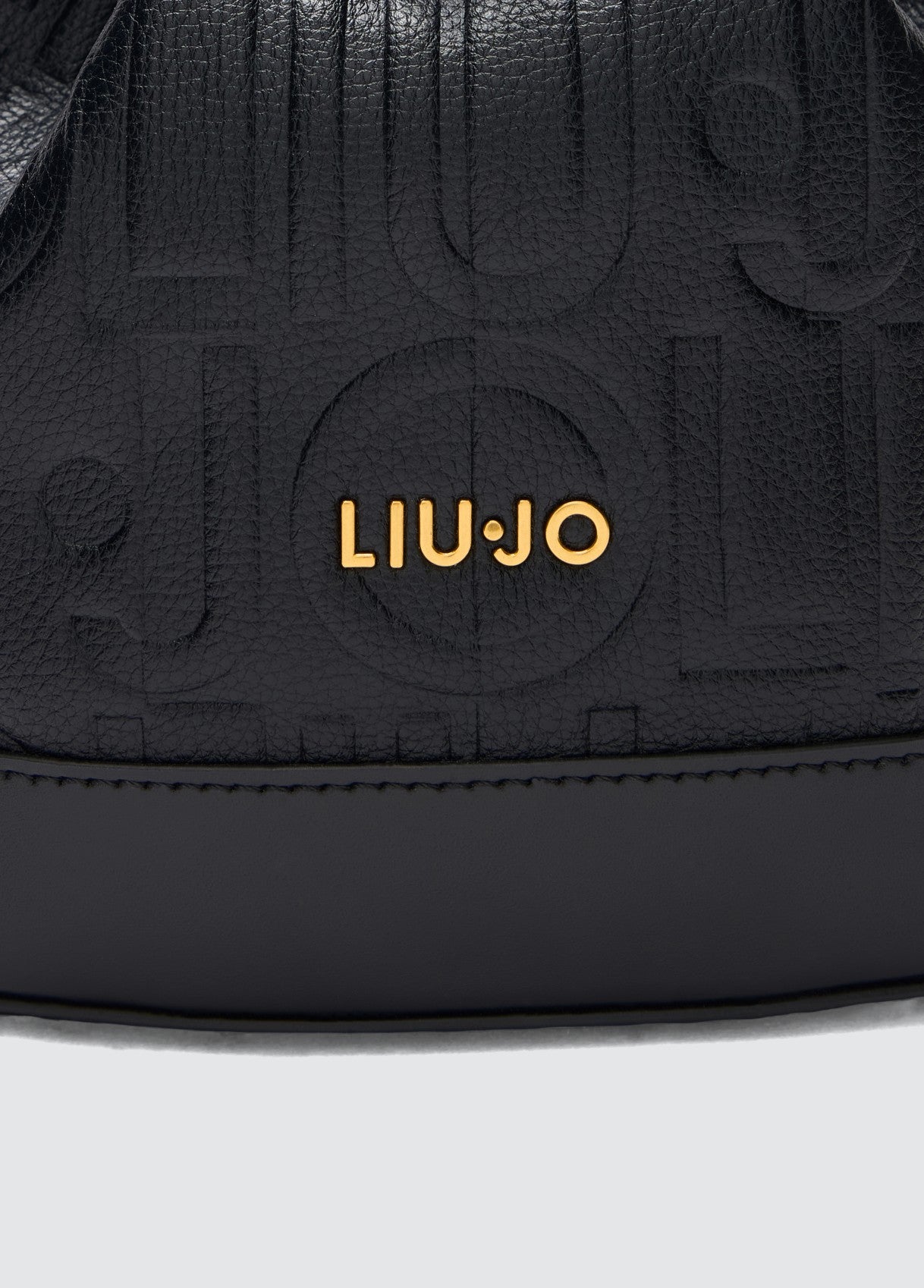 AA5200E053822222T.U.-black