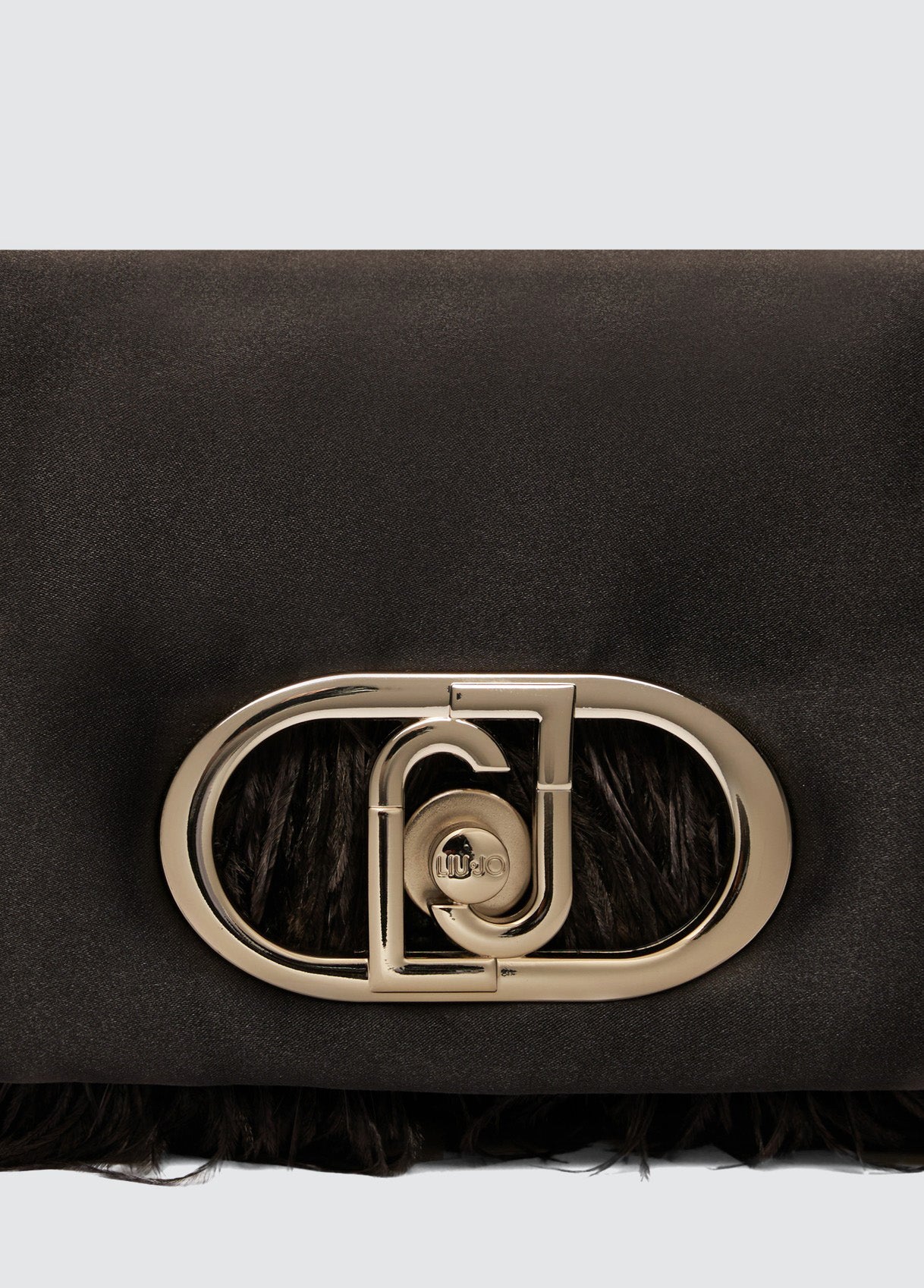 AA5269P034722222T.U.-black