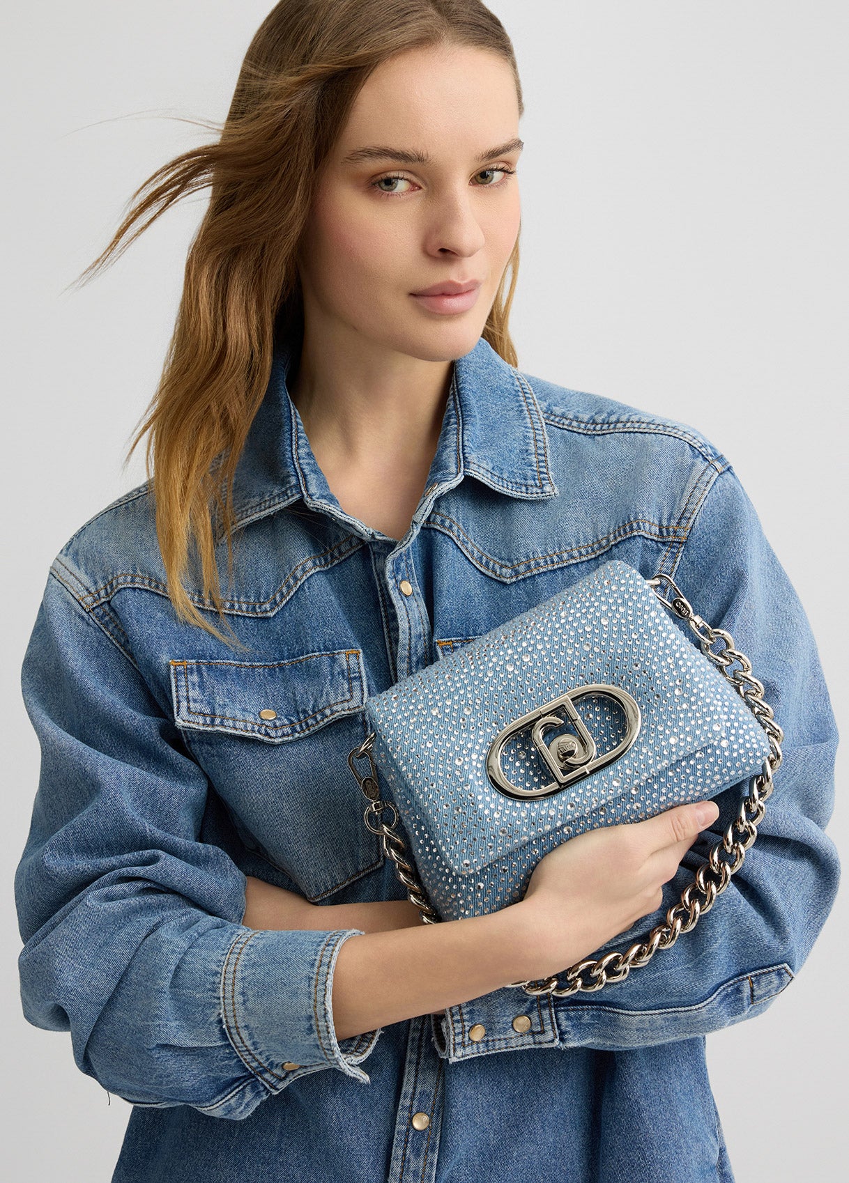 AA5269T287274015T.U.-light denim