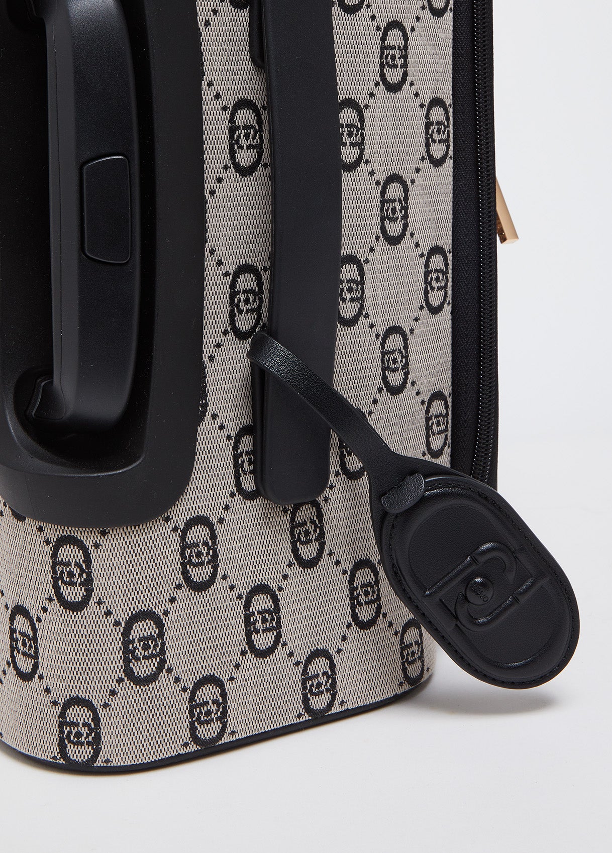 AA5315T384622222T.U.-black