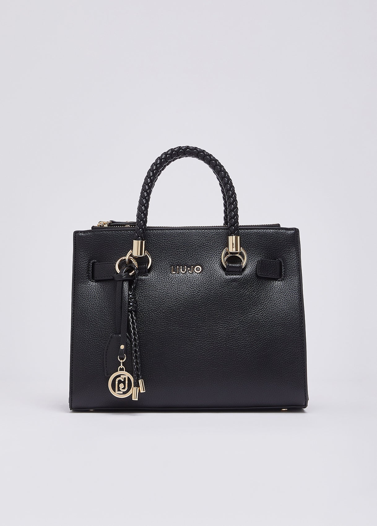 AA6069E101222222T.U.-black
