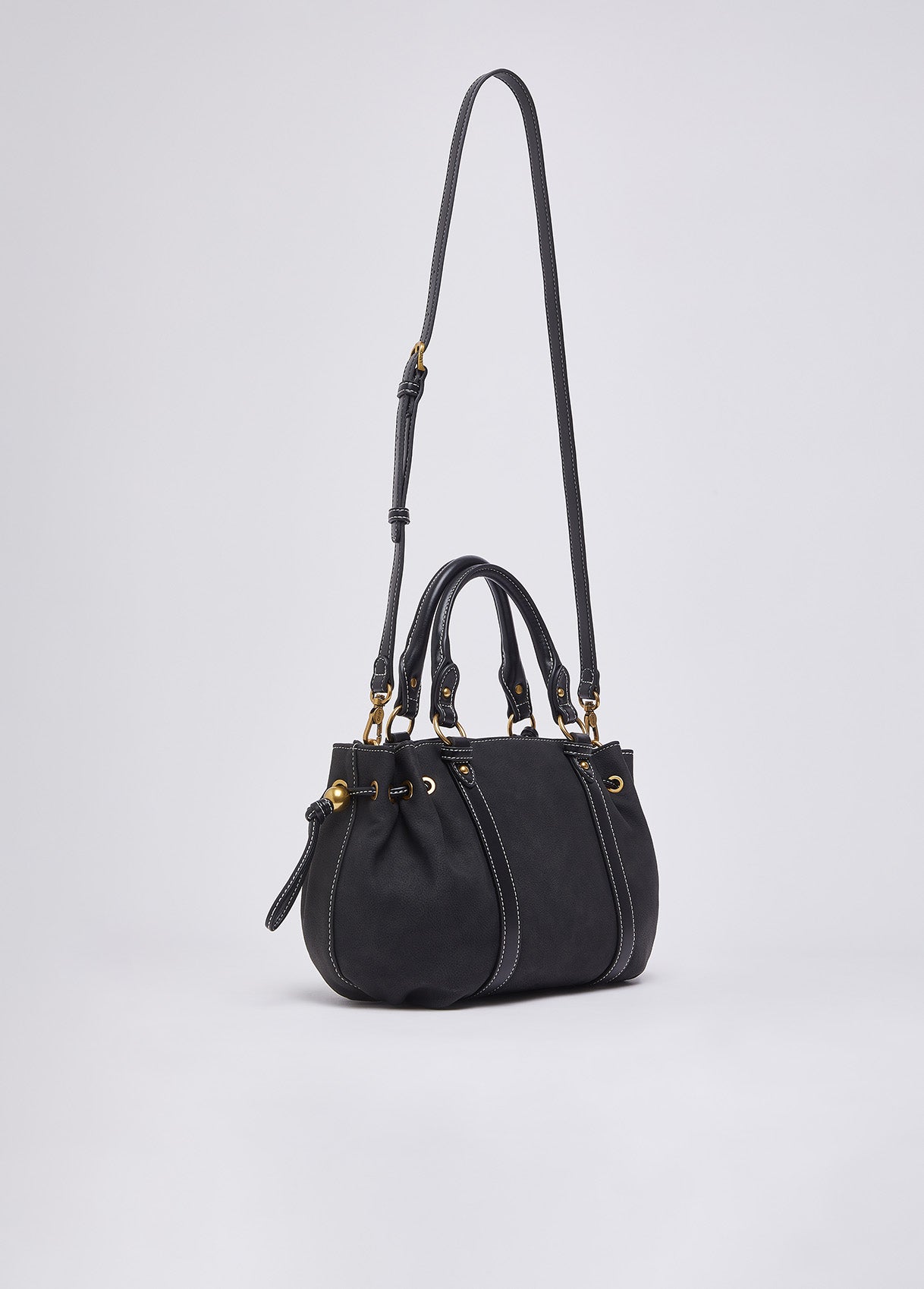 AA6081E111622222T.U.-black