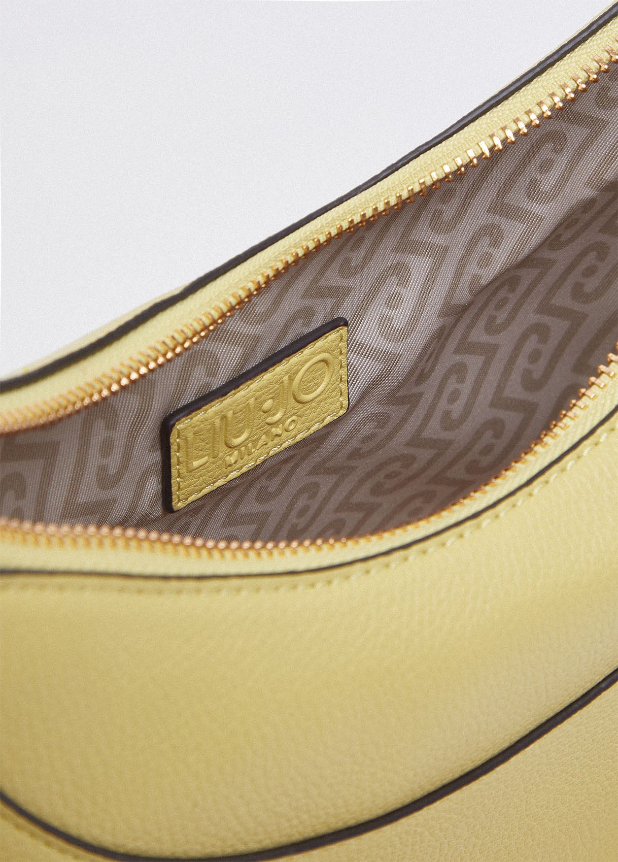 AA6186E101240636T.U.-yellow