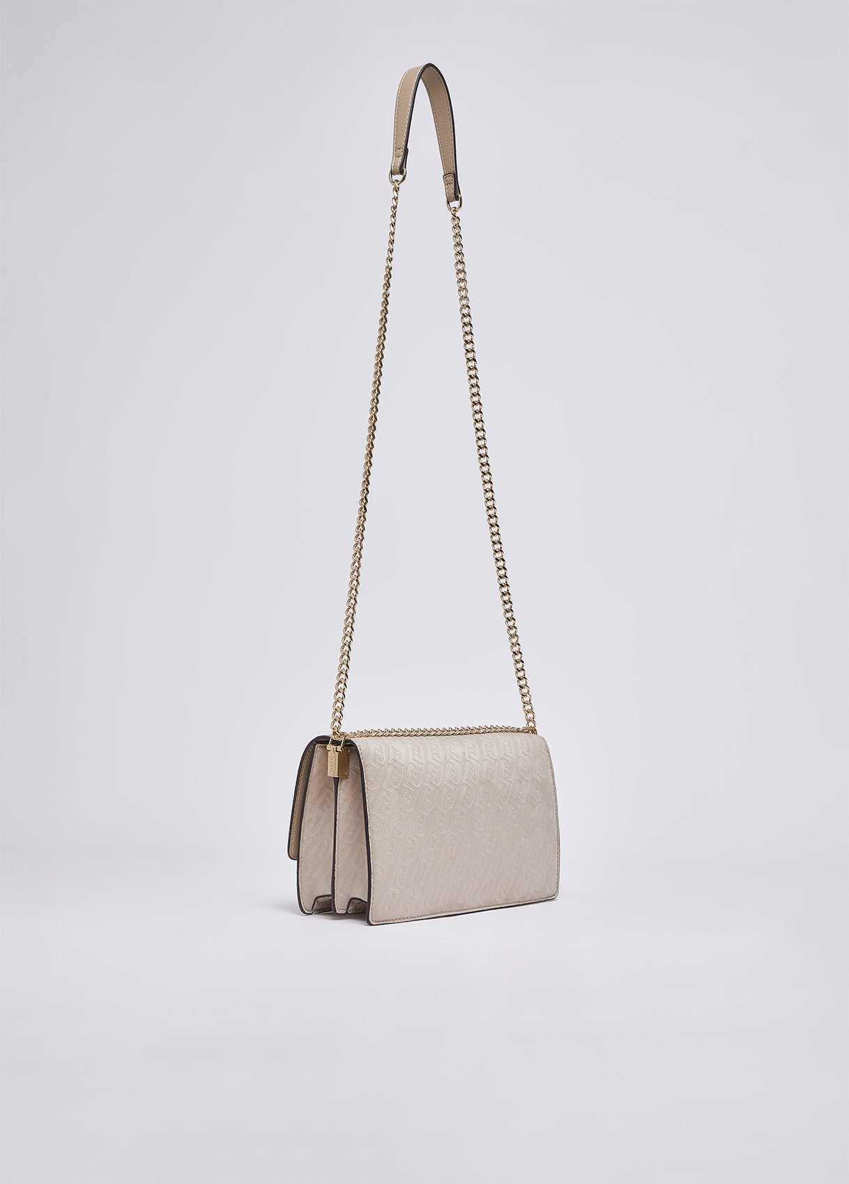 AA6210T384A51308T.U.-beige