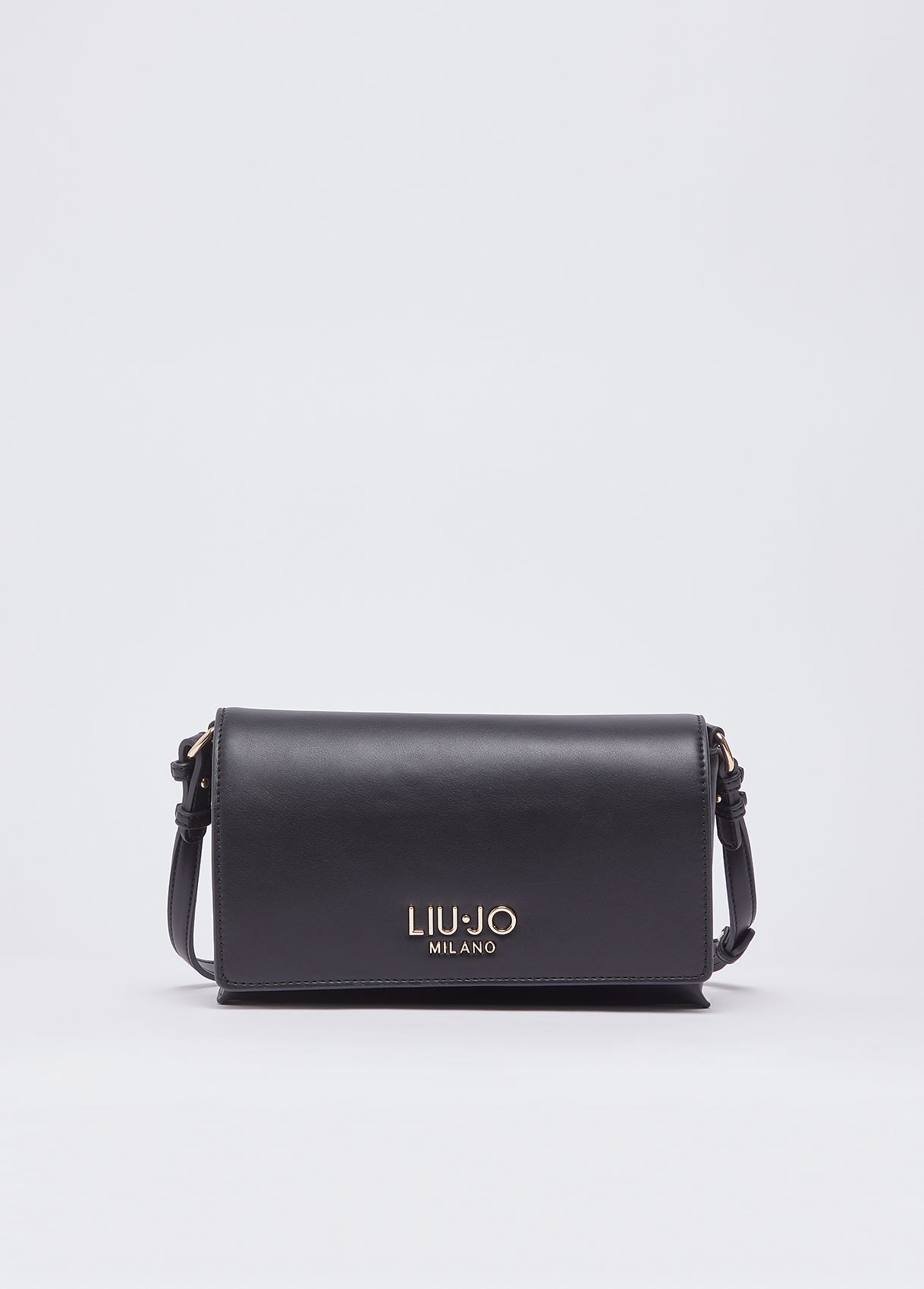 AA6224E095822222T.U.-black