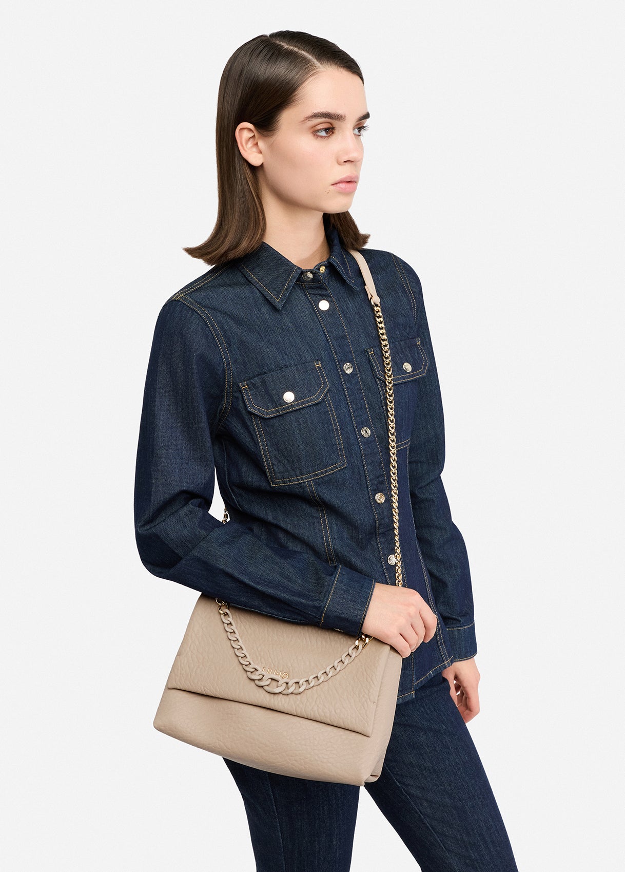 AF5003E016151308T.U.-light beige