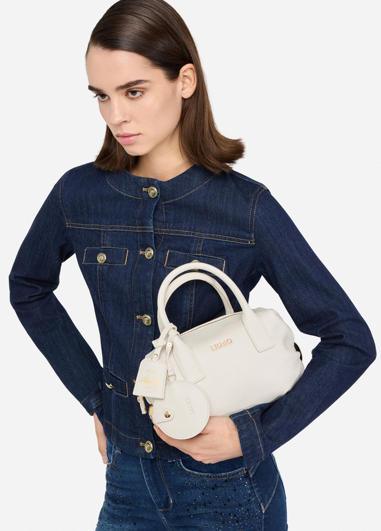 AF5028E005830002T.U.-off white