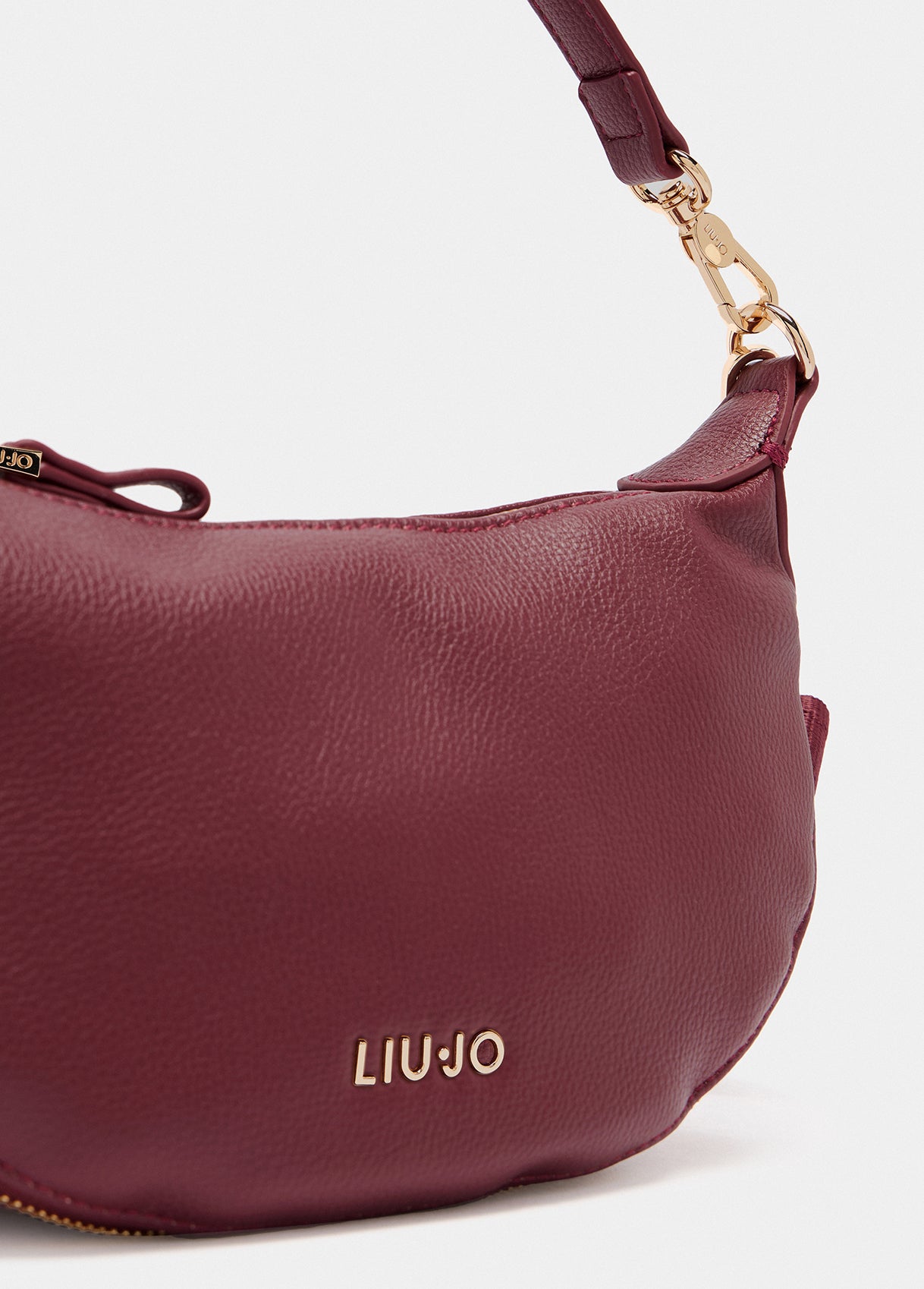 AF5043E005891726T.U.-red