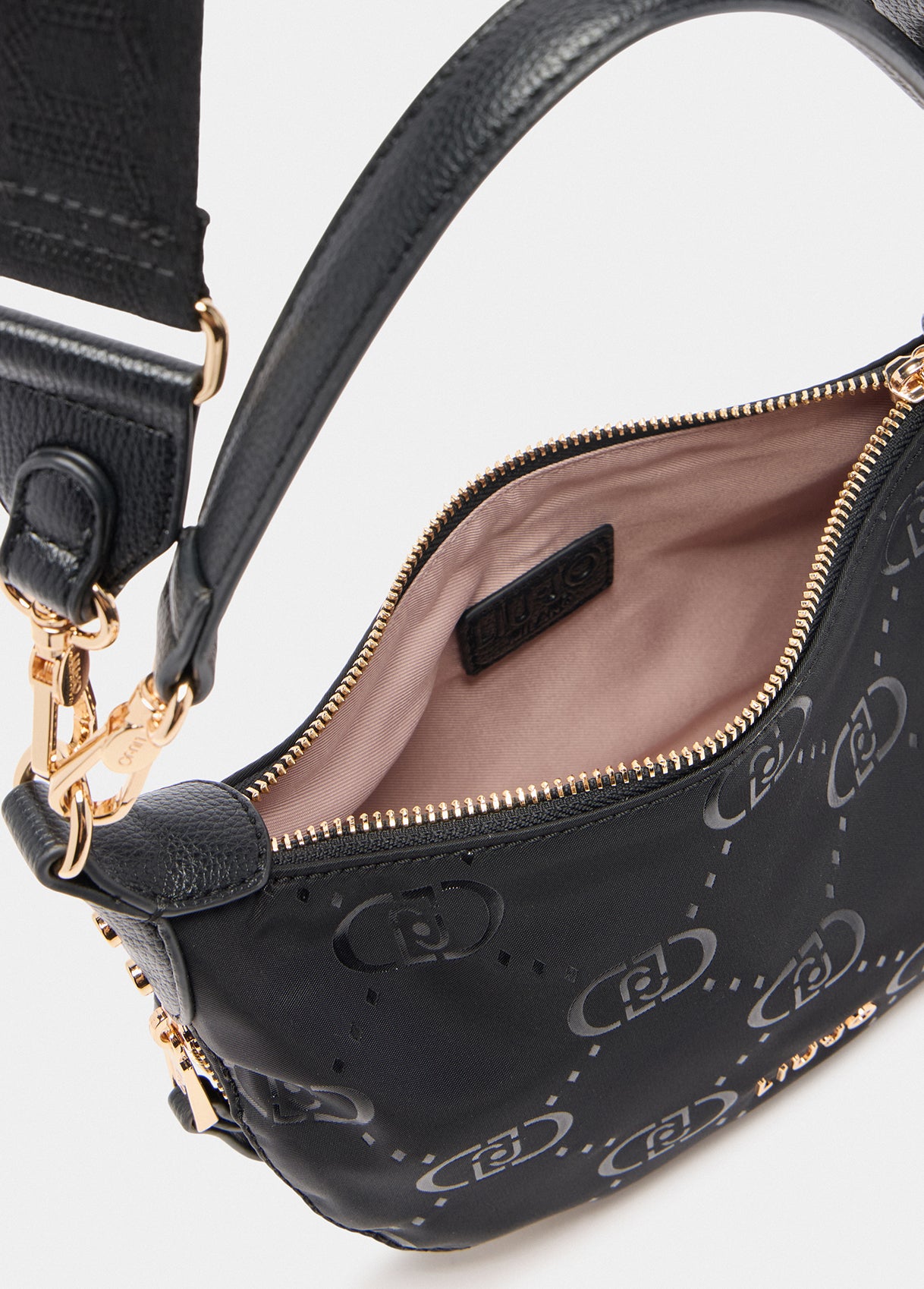 AF5043T280122222T.U.-black