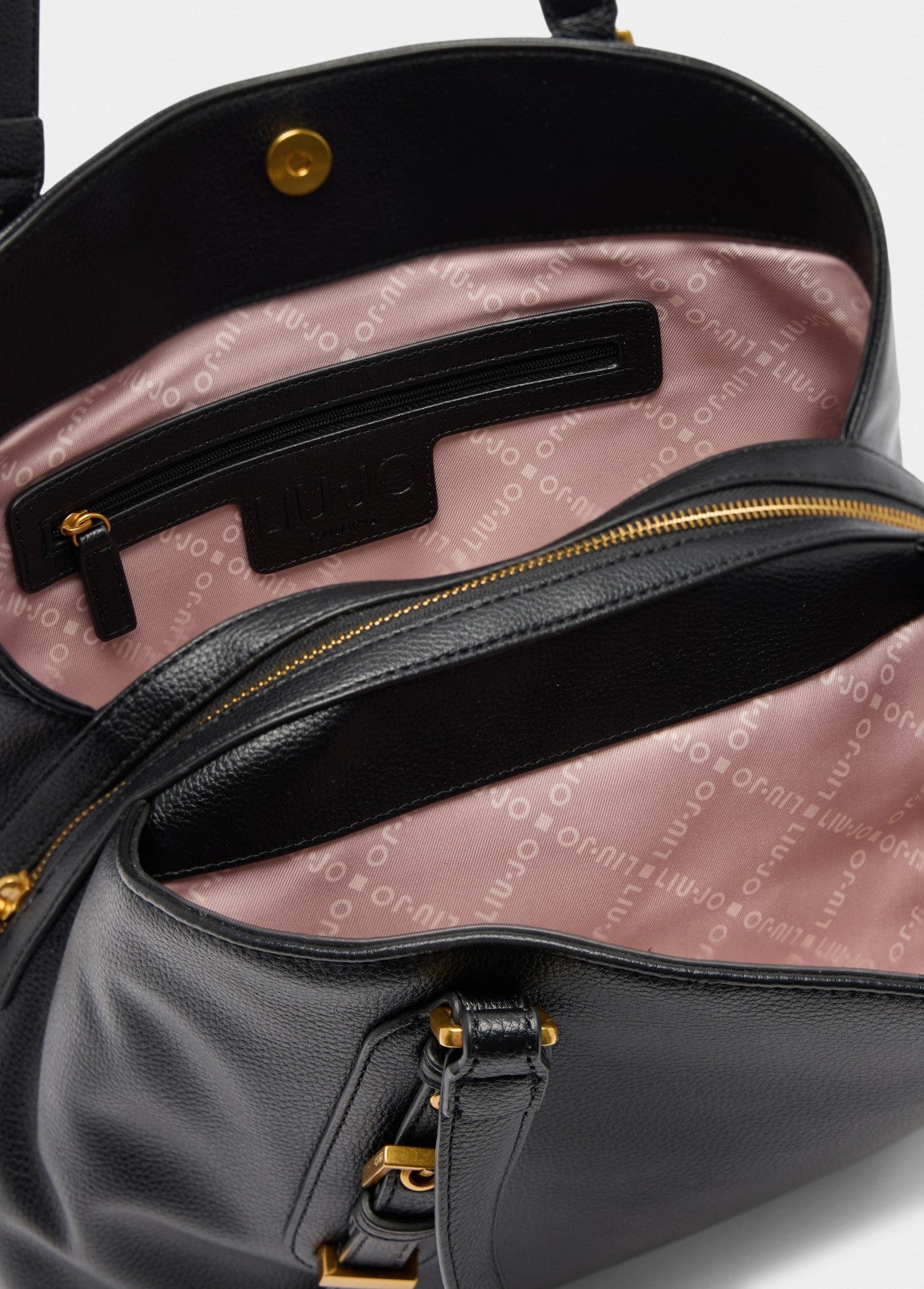 AF5045E005822222T.U.-black