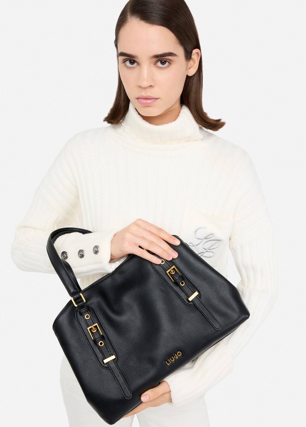AF5045E005822222T.U.-black
