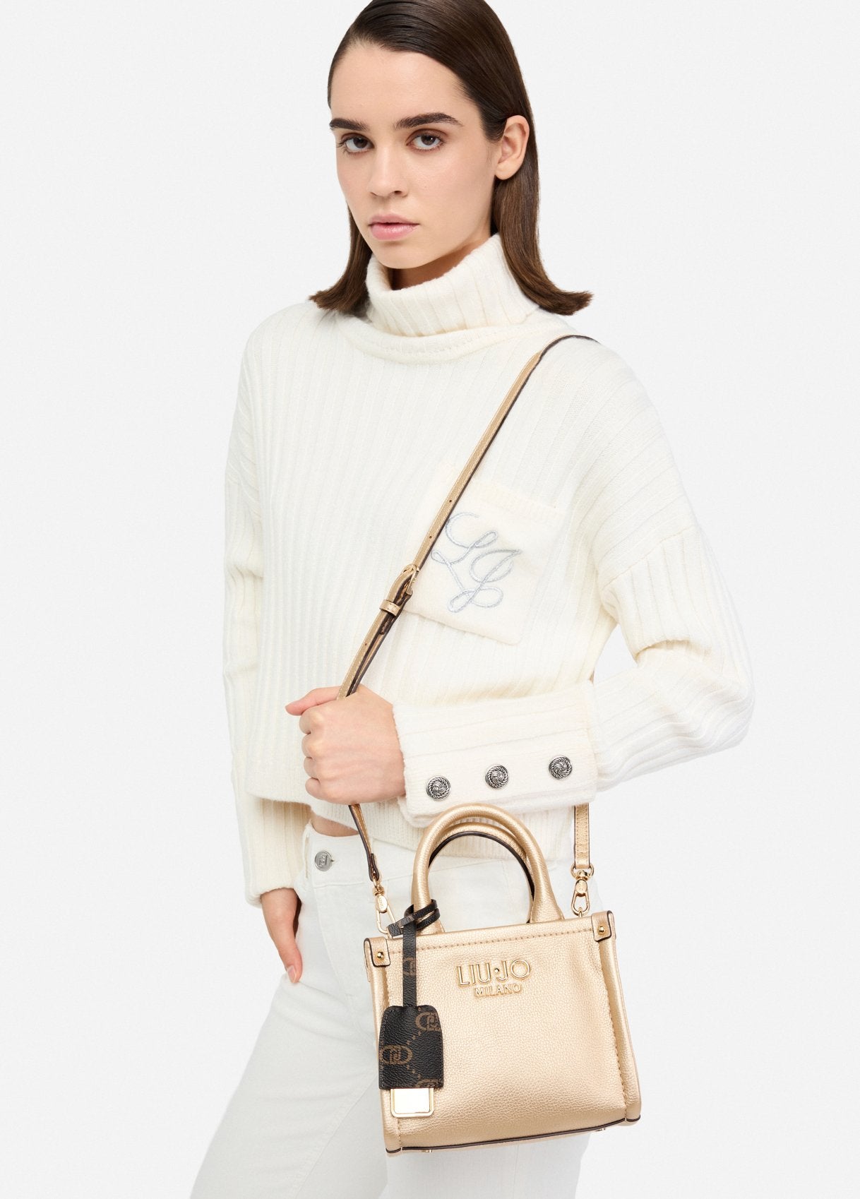 AF5102E005890048T.U.-light gold colour