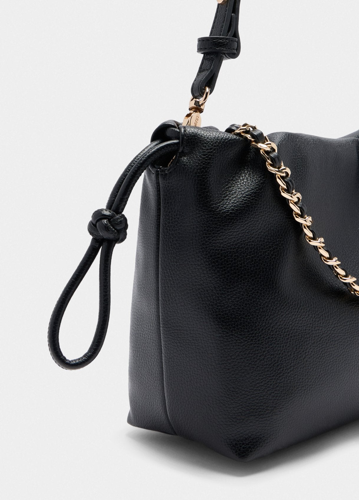 AF5131E005822222T.U.-black