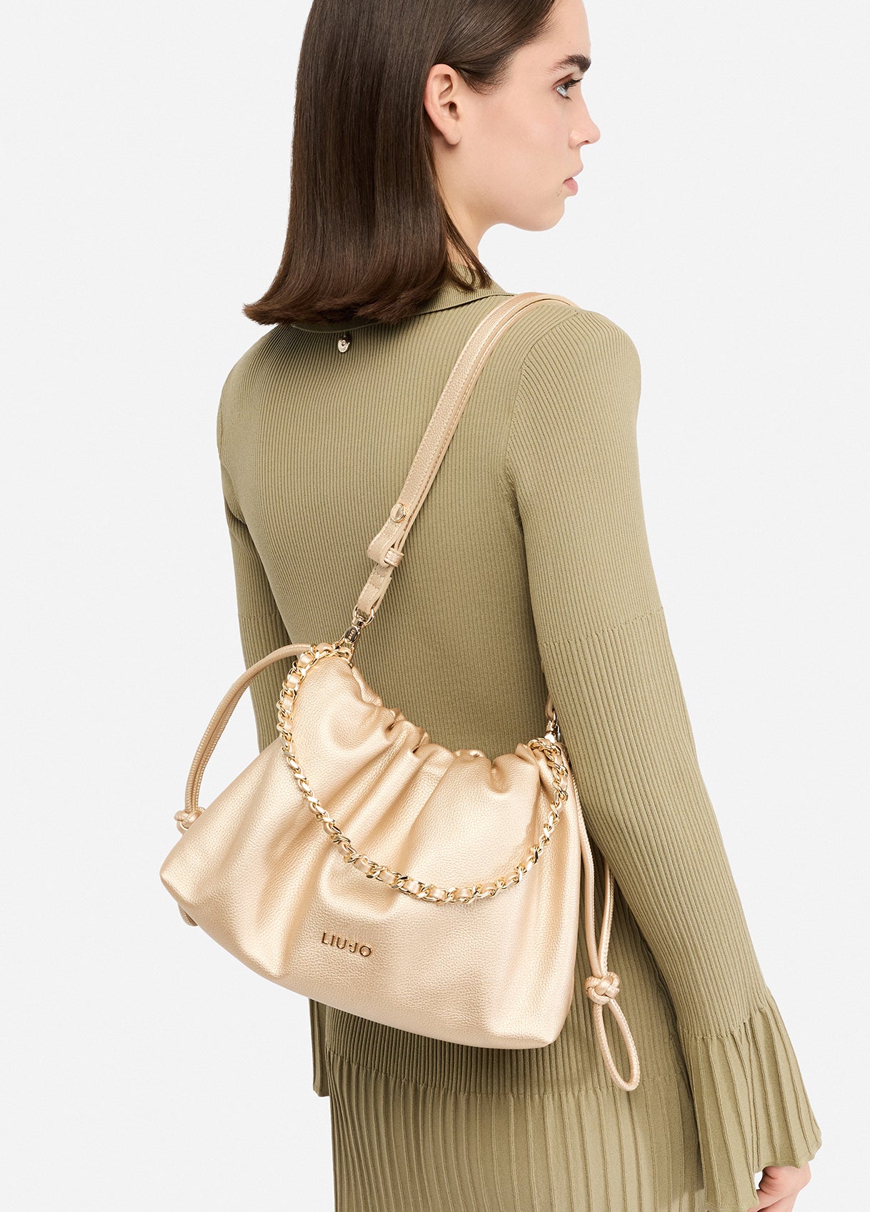 AF5131E005890048T.U.-light gold colour