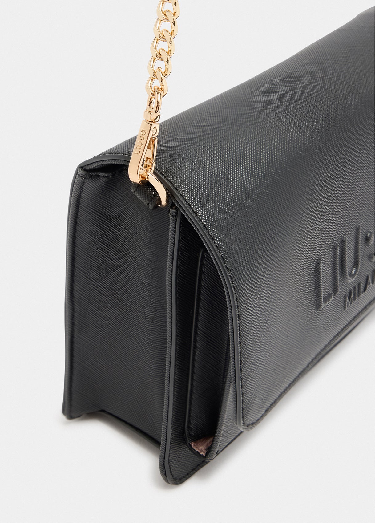 AF5152E008722222T.U.-black