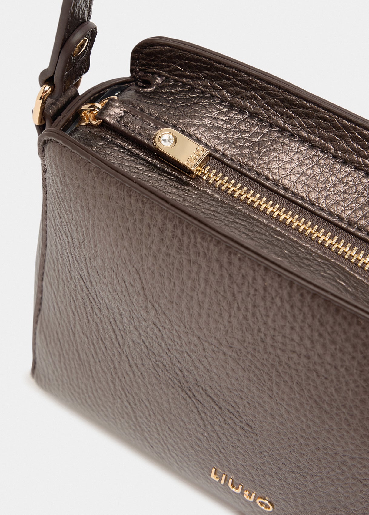 AF5161E002704877T.U.-dark brown