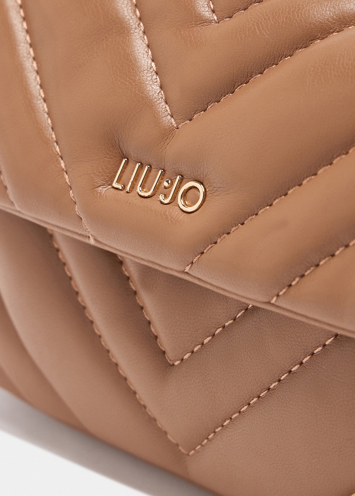 AF5190E042681140T.U.-caramel