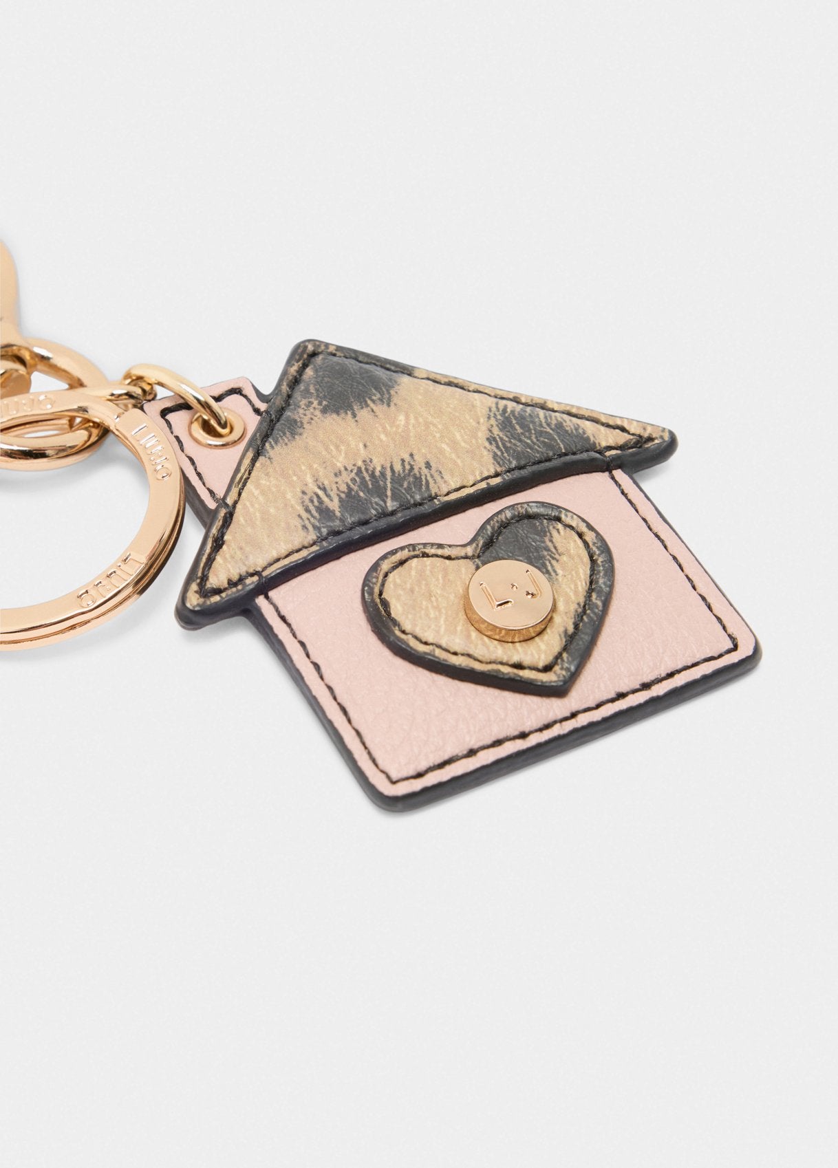 AF5208E041909155T.U.-Leopard print