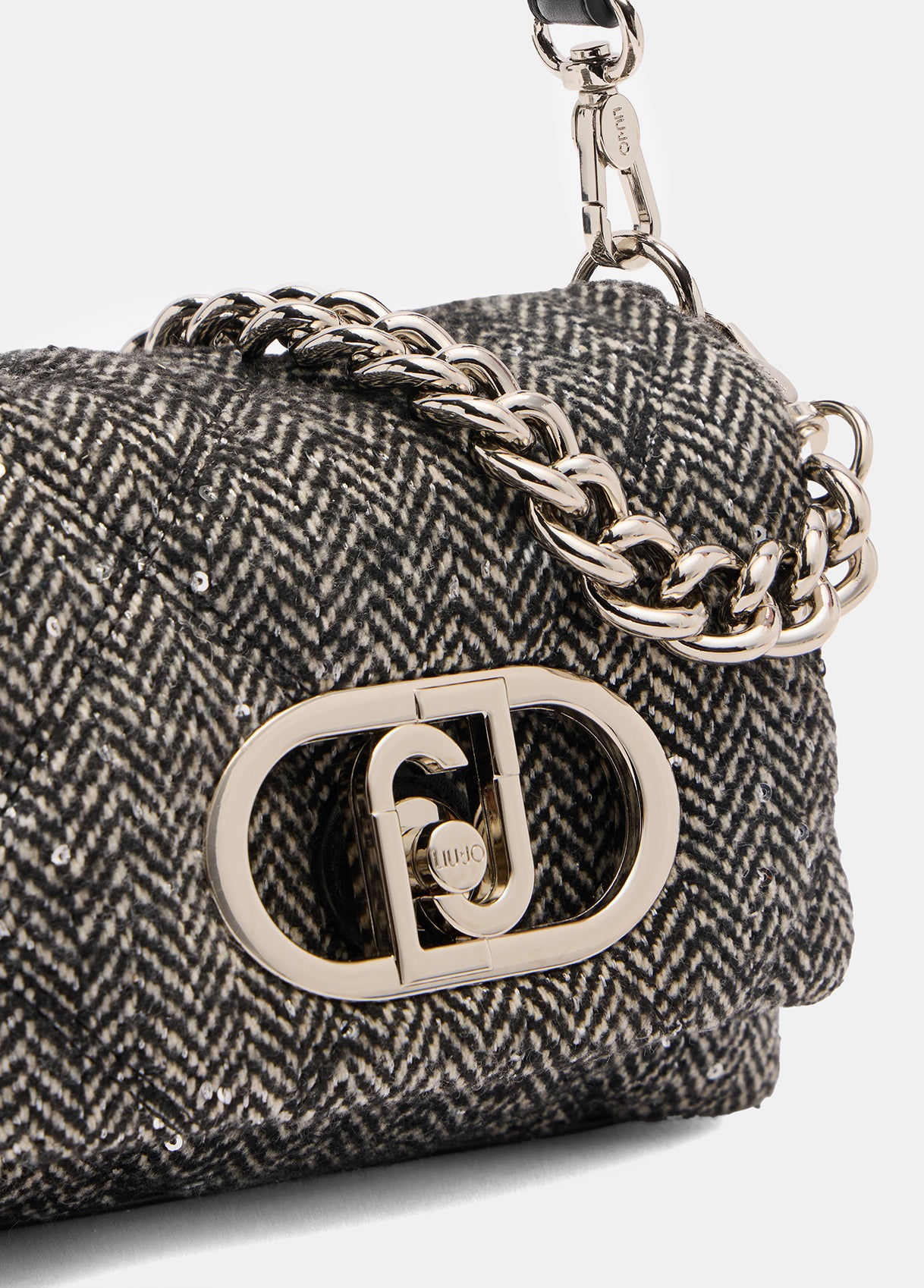 AF5269T911222222T.U.-black