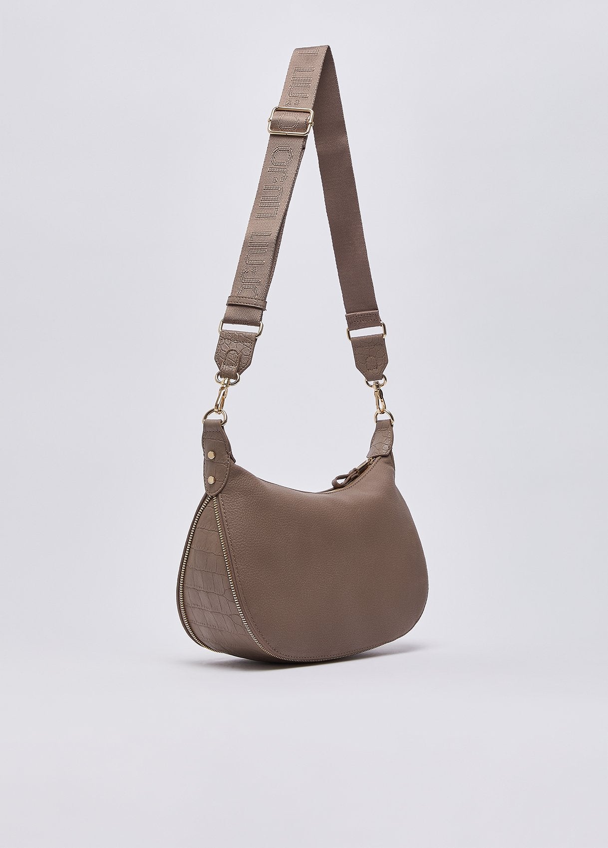 AF6133E114271409T.U.-mocha
