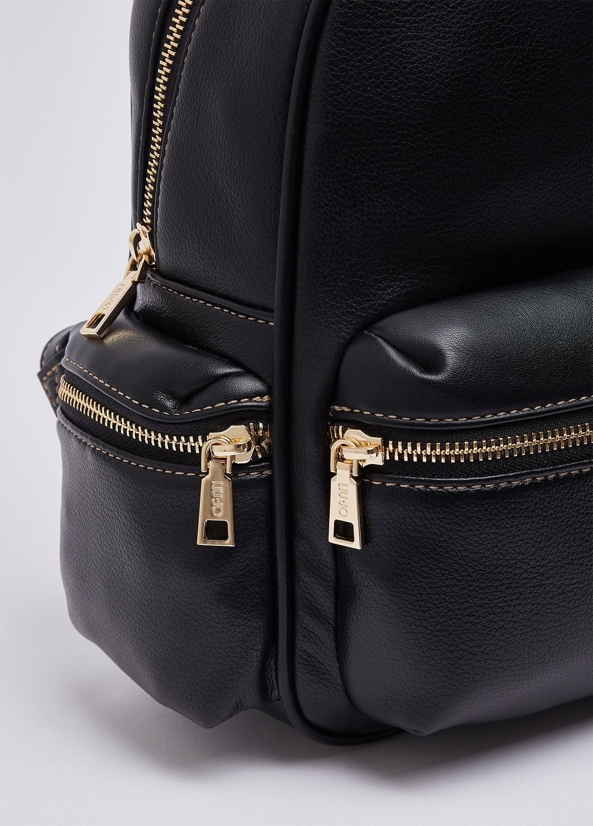 AF6136E112022222T.U.-black