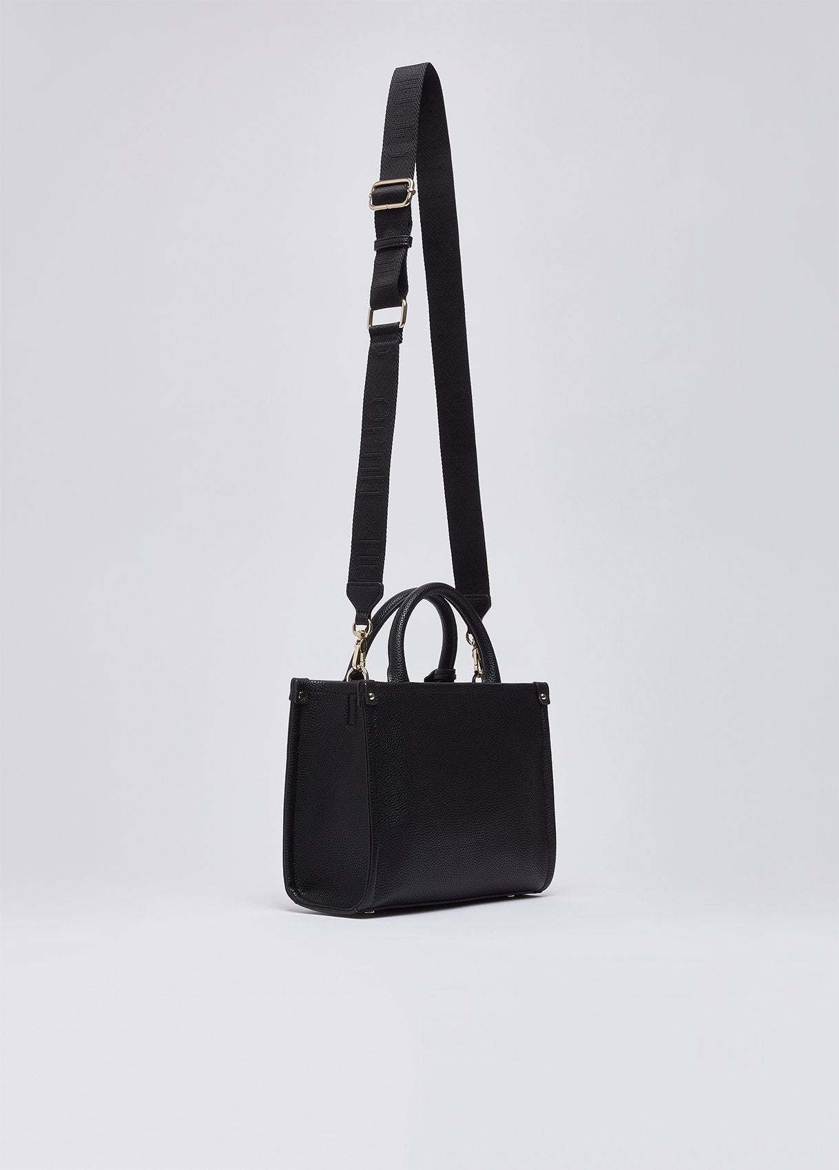AF6192ES03922222T.U.-black