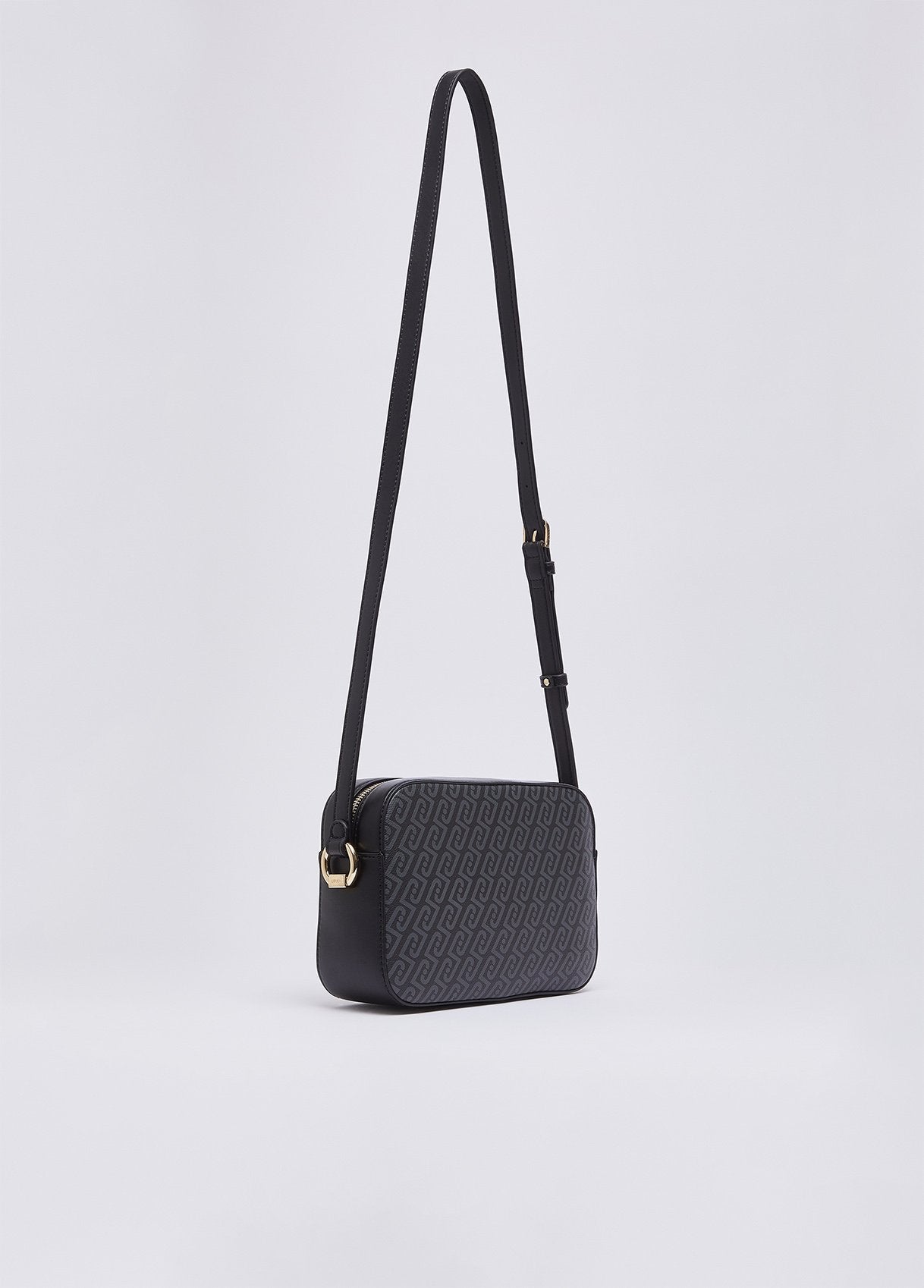 AF6211E113722222T.U.-black