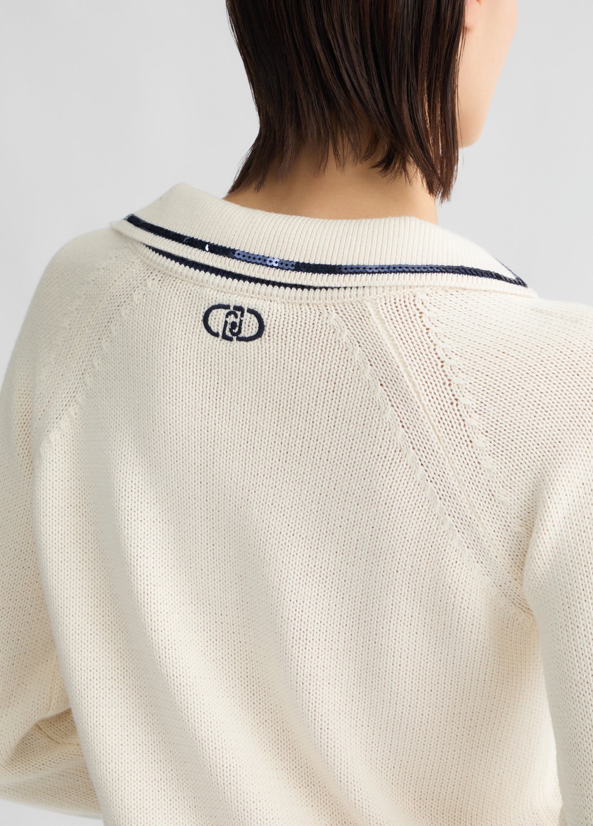 CA5112MS016M9090XS-white