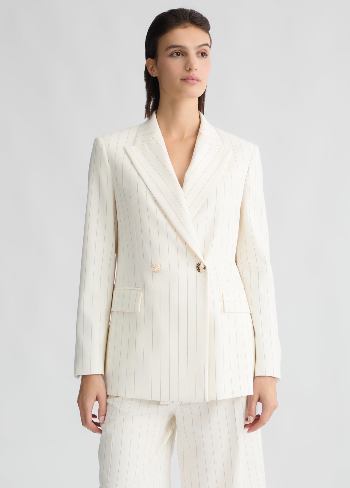 CA5235T1969MM26E38-pinstripe white