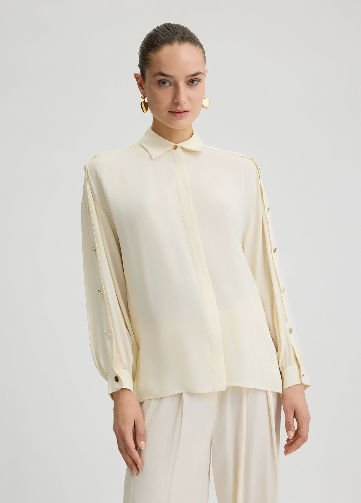 CA5397T1963X065742-white
