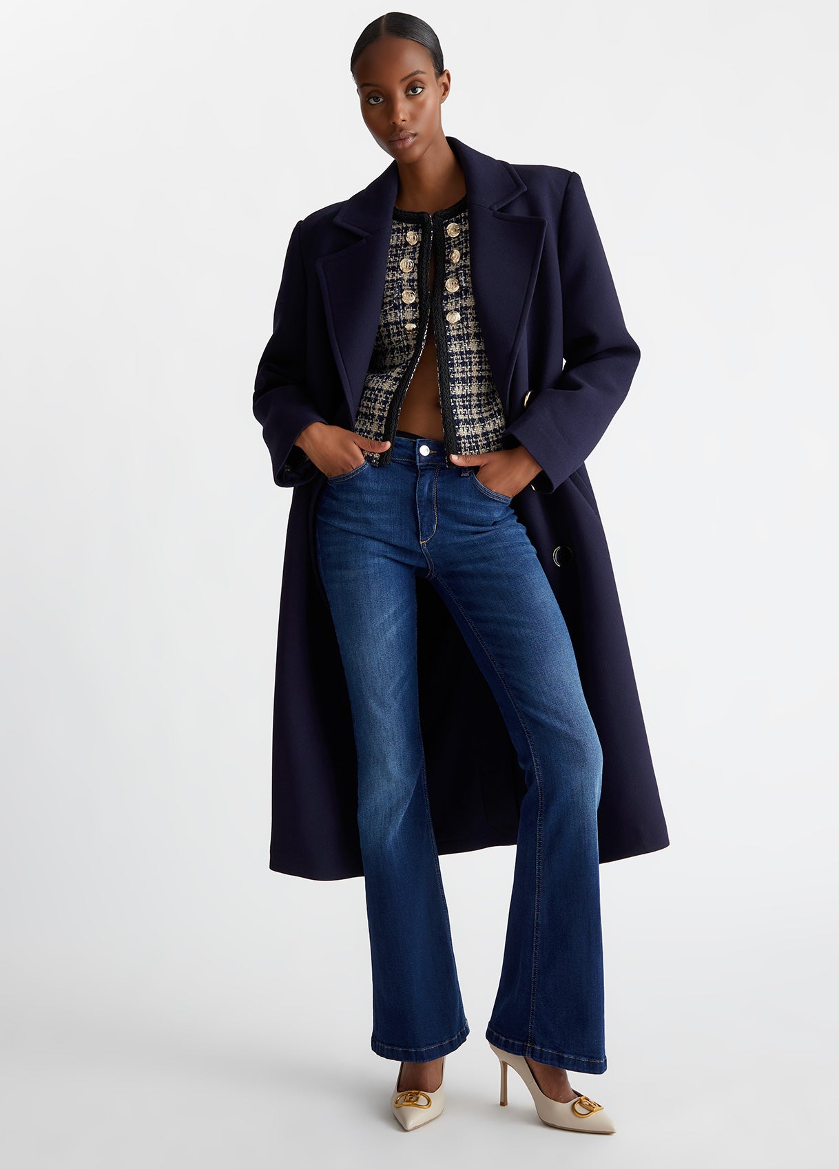 CF4354T2604N968442-blue and white