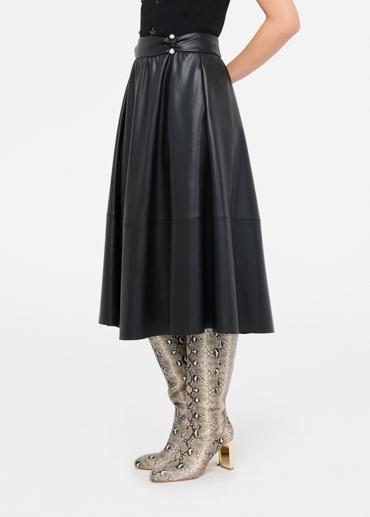 CF5015E06242222238-black