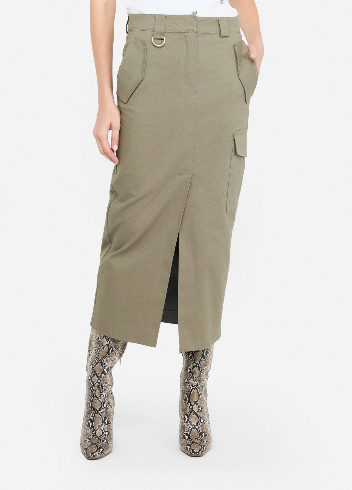 CF5349T026AX070738-asparagus green