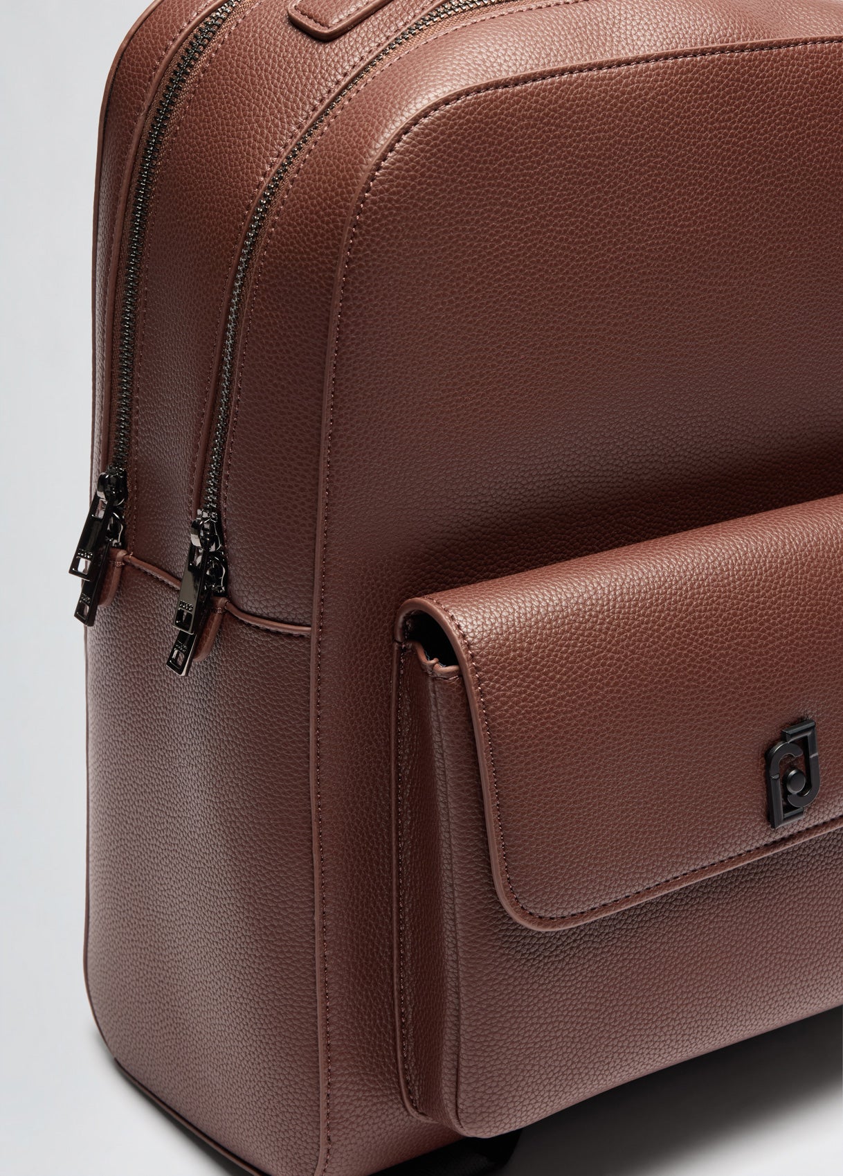 DA5021E102190840T.U.-chocolate