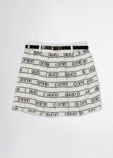 GA5193T5142M90538A-black and white