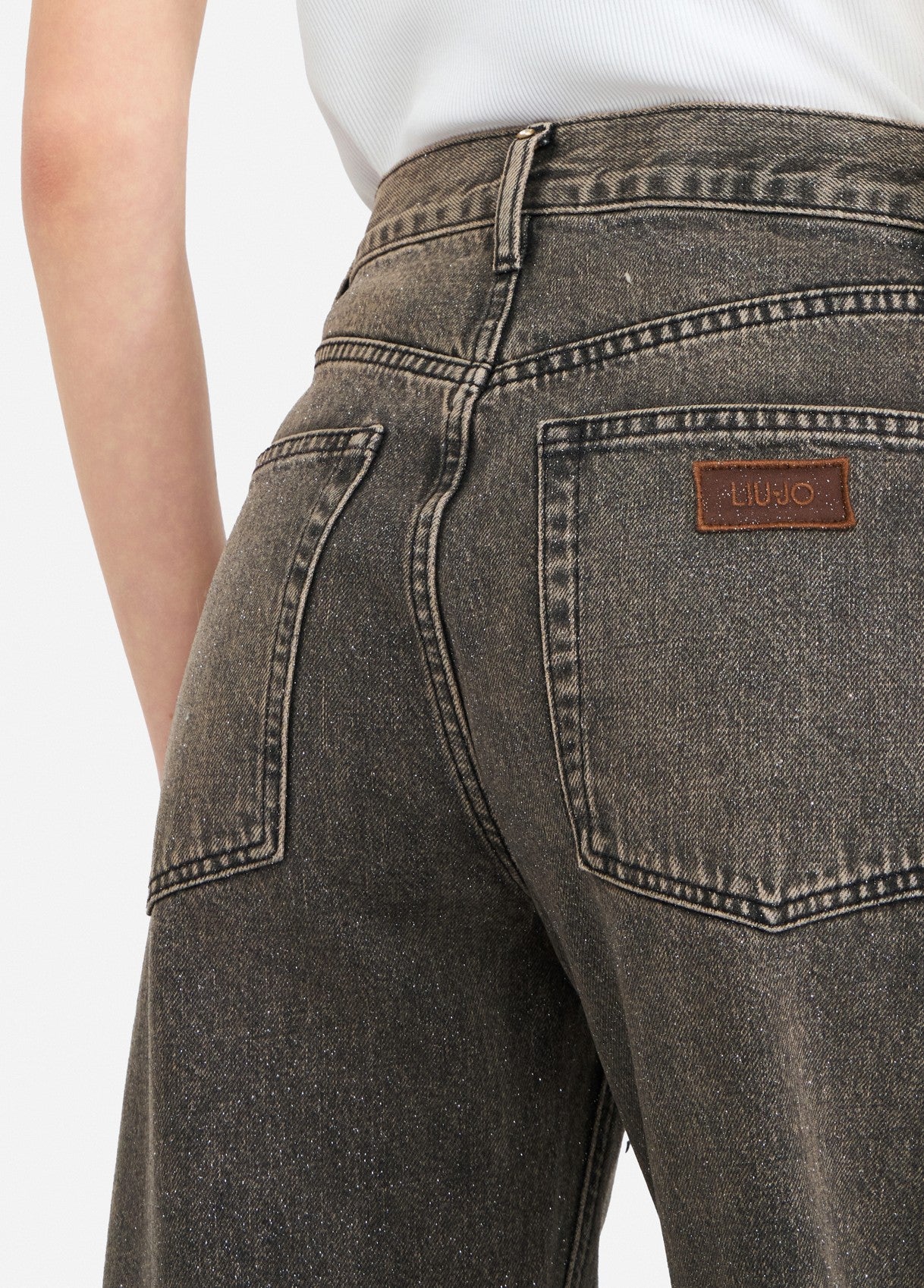 MF5381D49278828024-brown denim